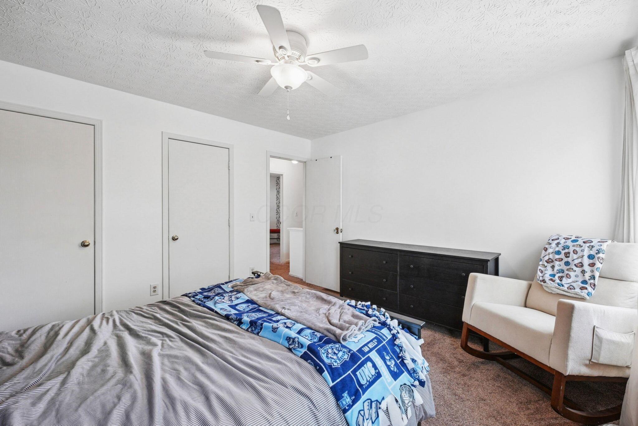 5318 Whispering Oak Boulevard