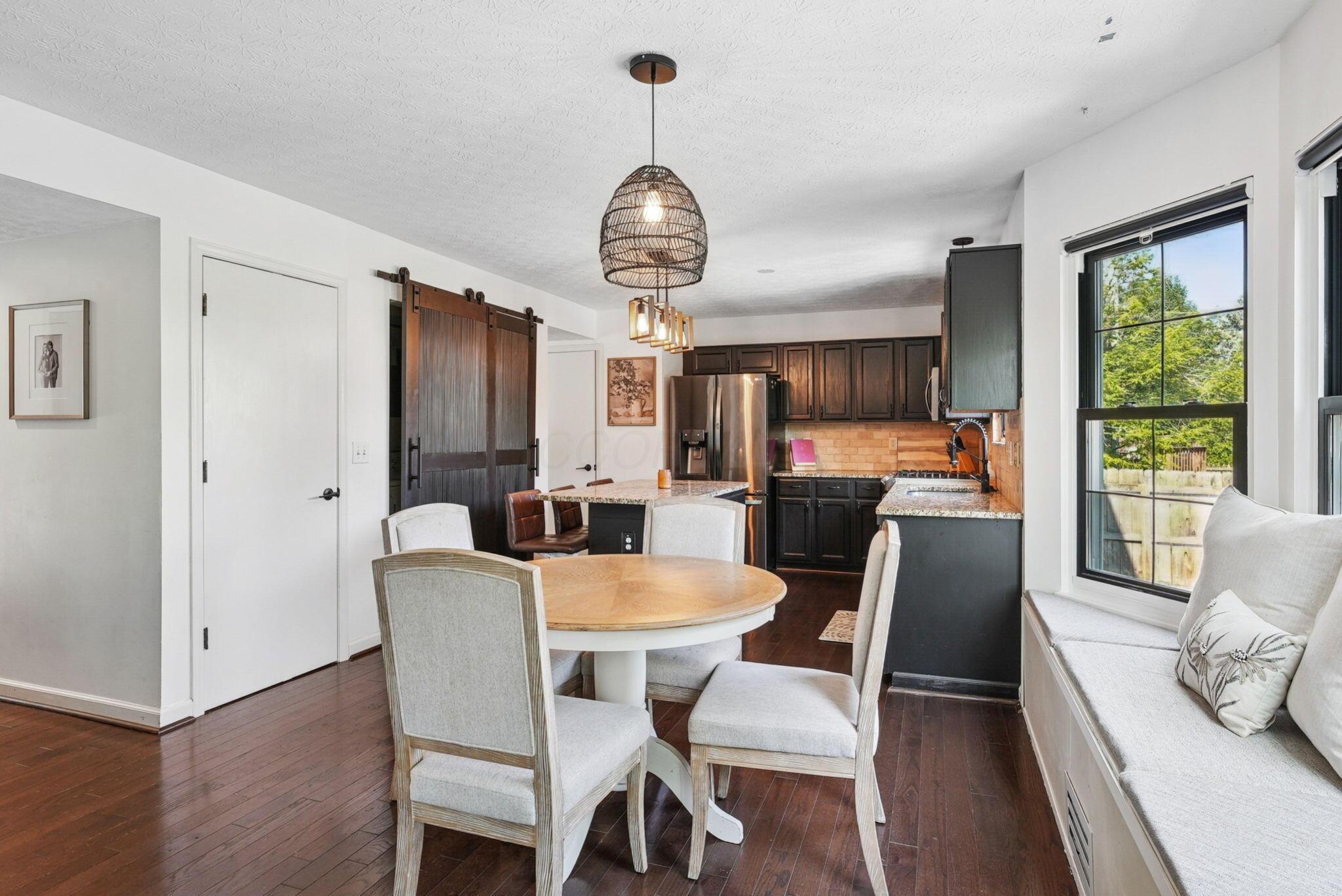 5318 Whispering Oak Boulevard