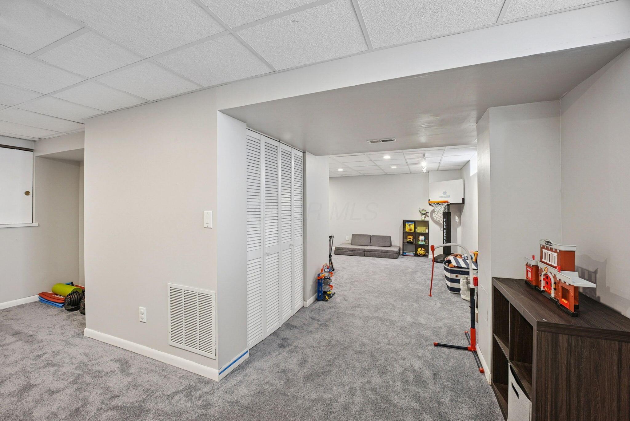 5318 Whispering Oak Boulevard