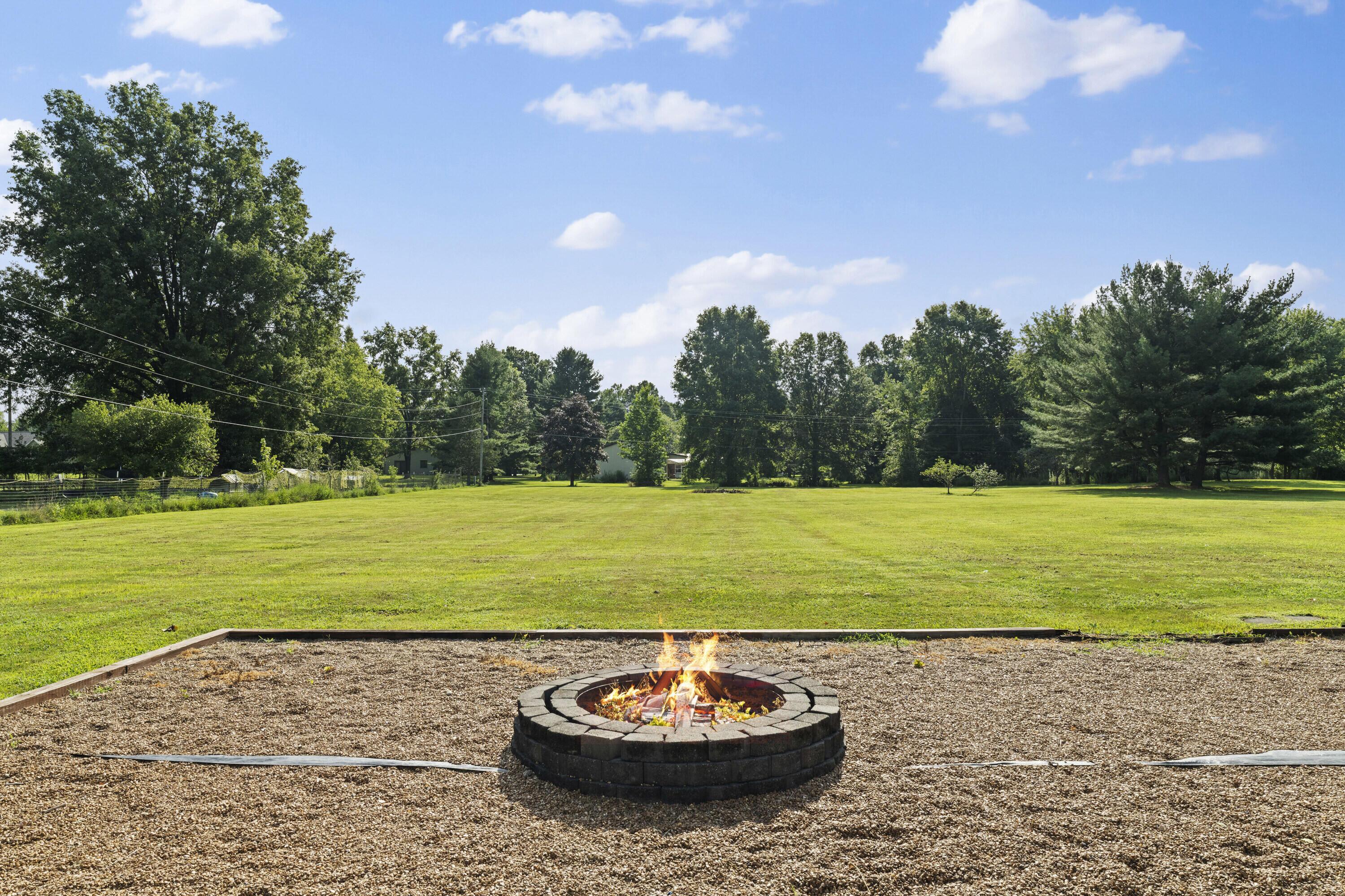 11290 Stoudertown Road NW