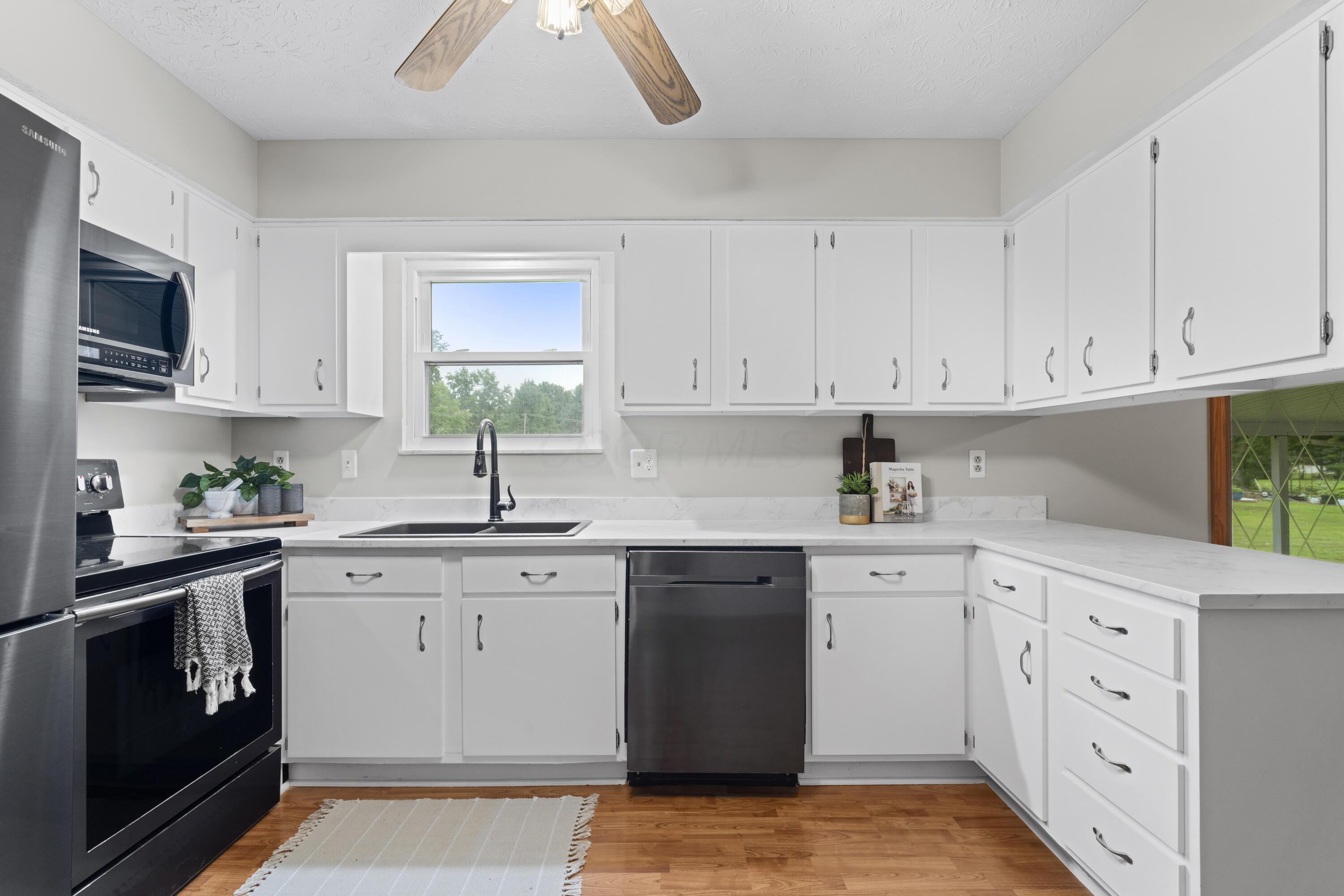 11290 Stoudertown Road NW