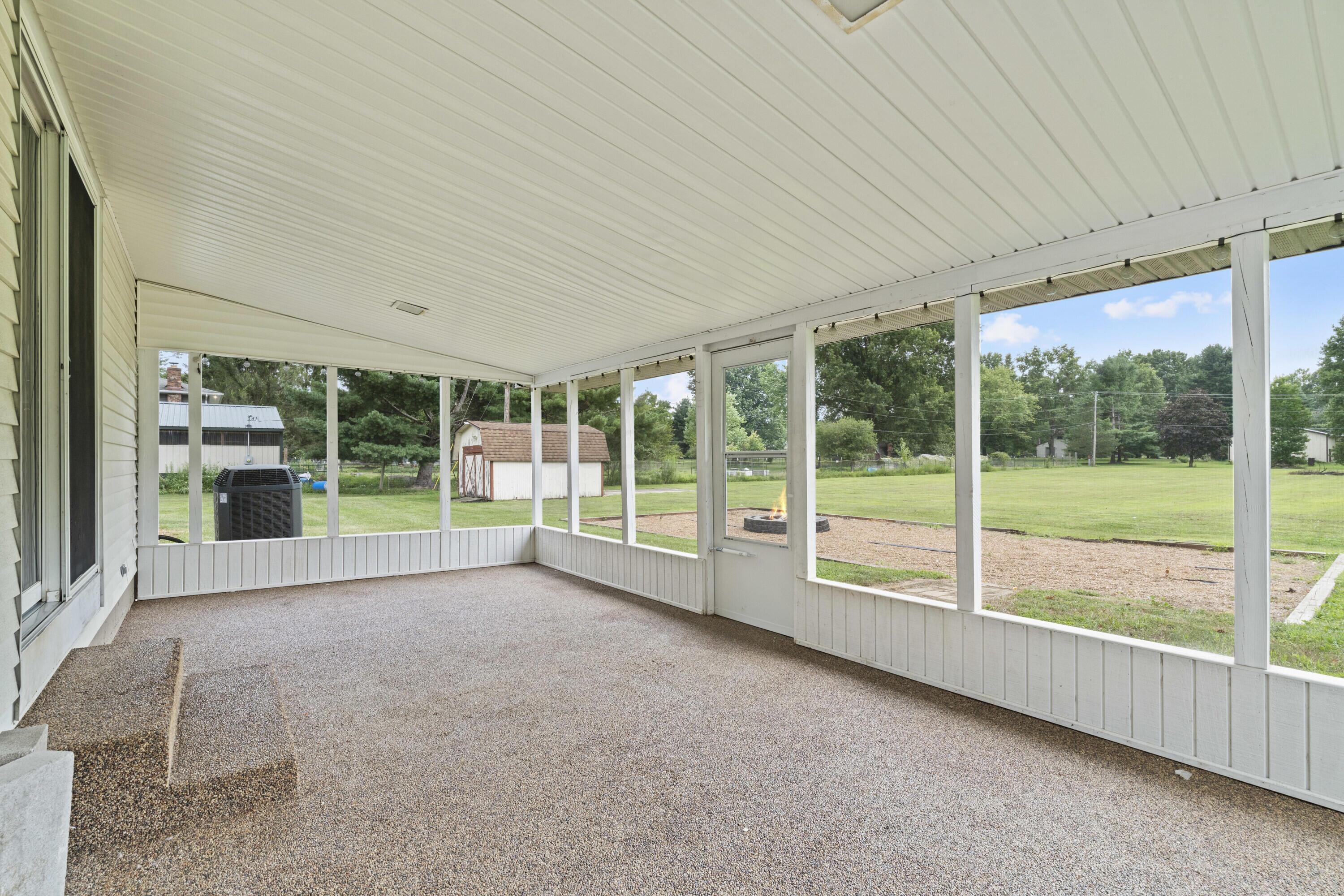 11290 Stoudertown Road NW