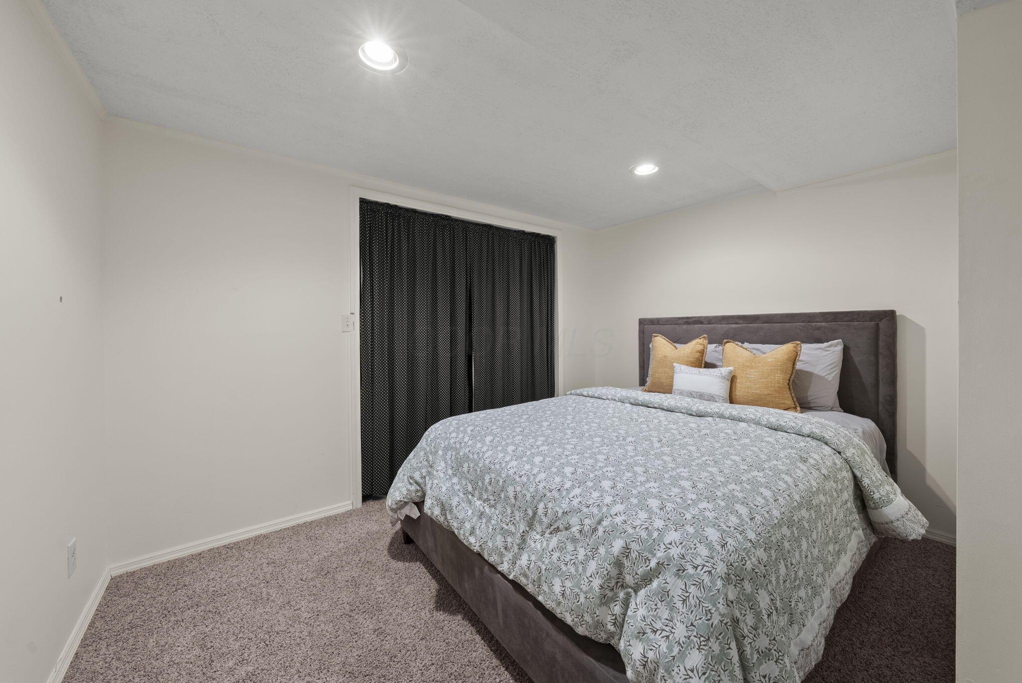 8040 Schoolside Drive