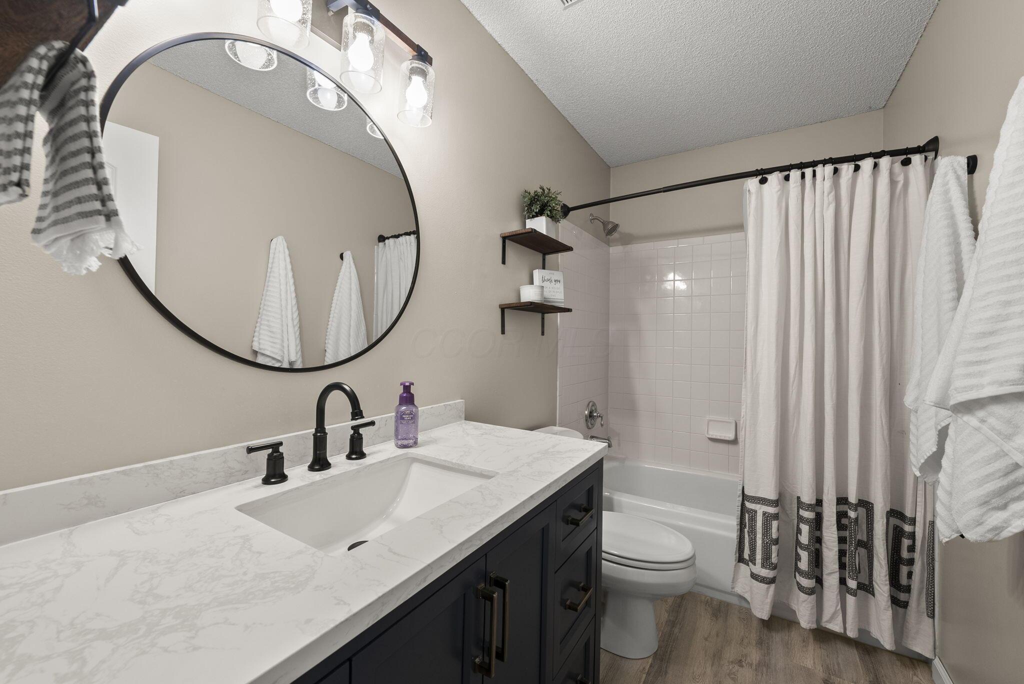 8040 Schoolside Drive