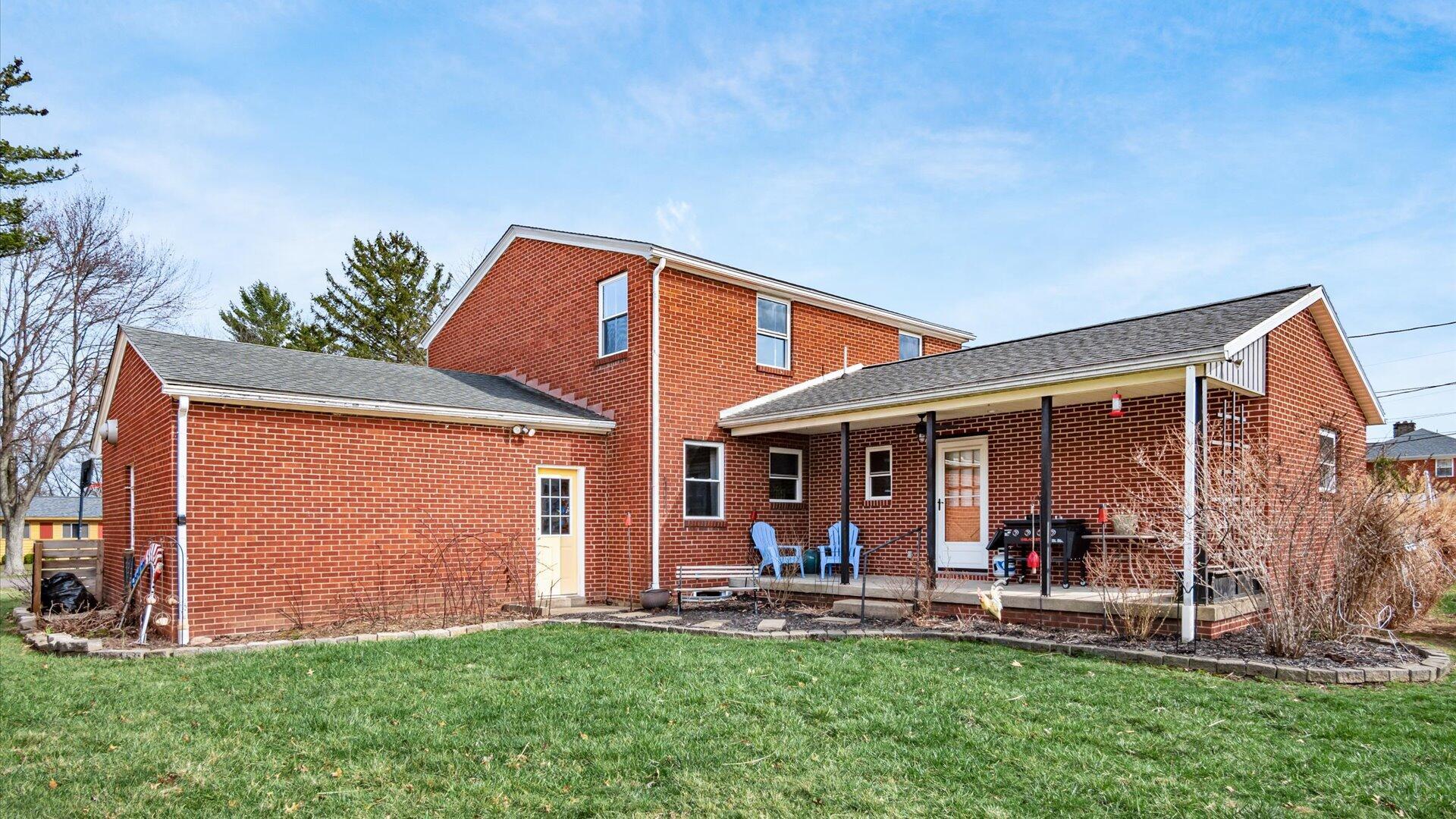 3125 E Highland Drive