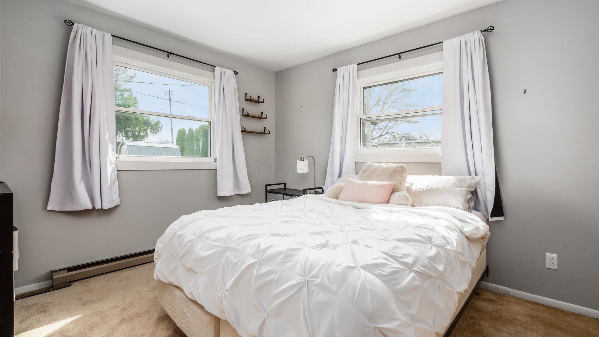 3125 E Highland Drive