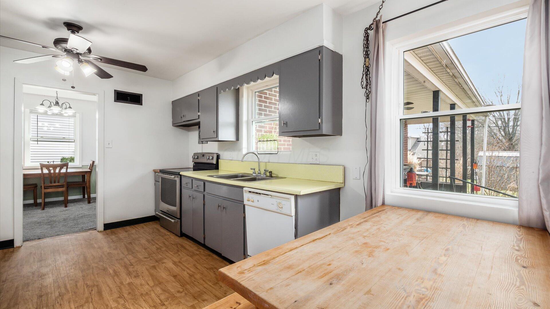 3125 E Highland Drive