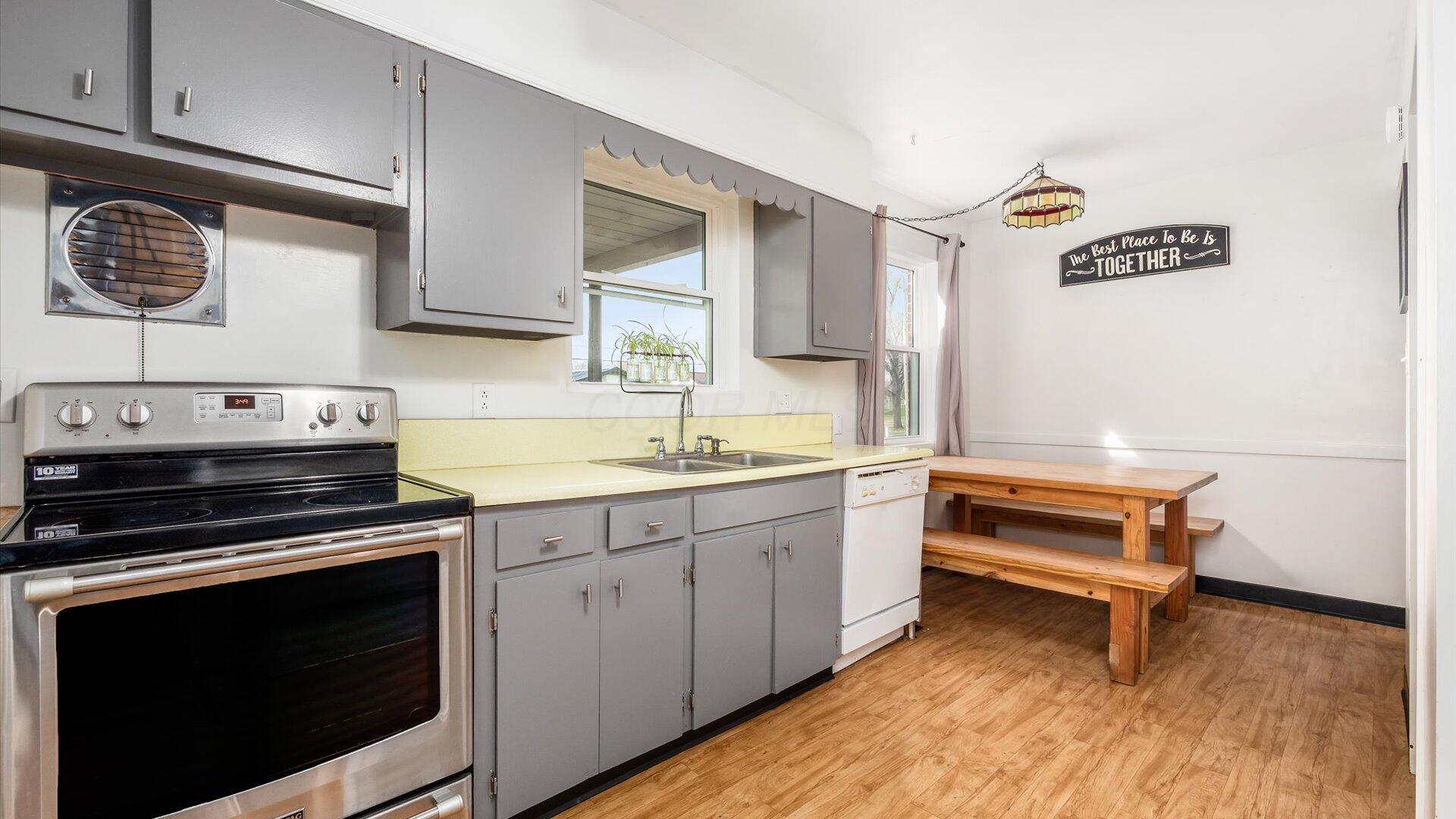 3125 E Highland Drive