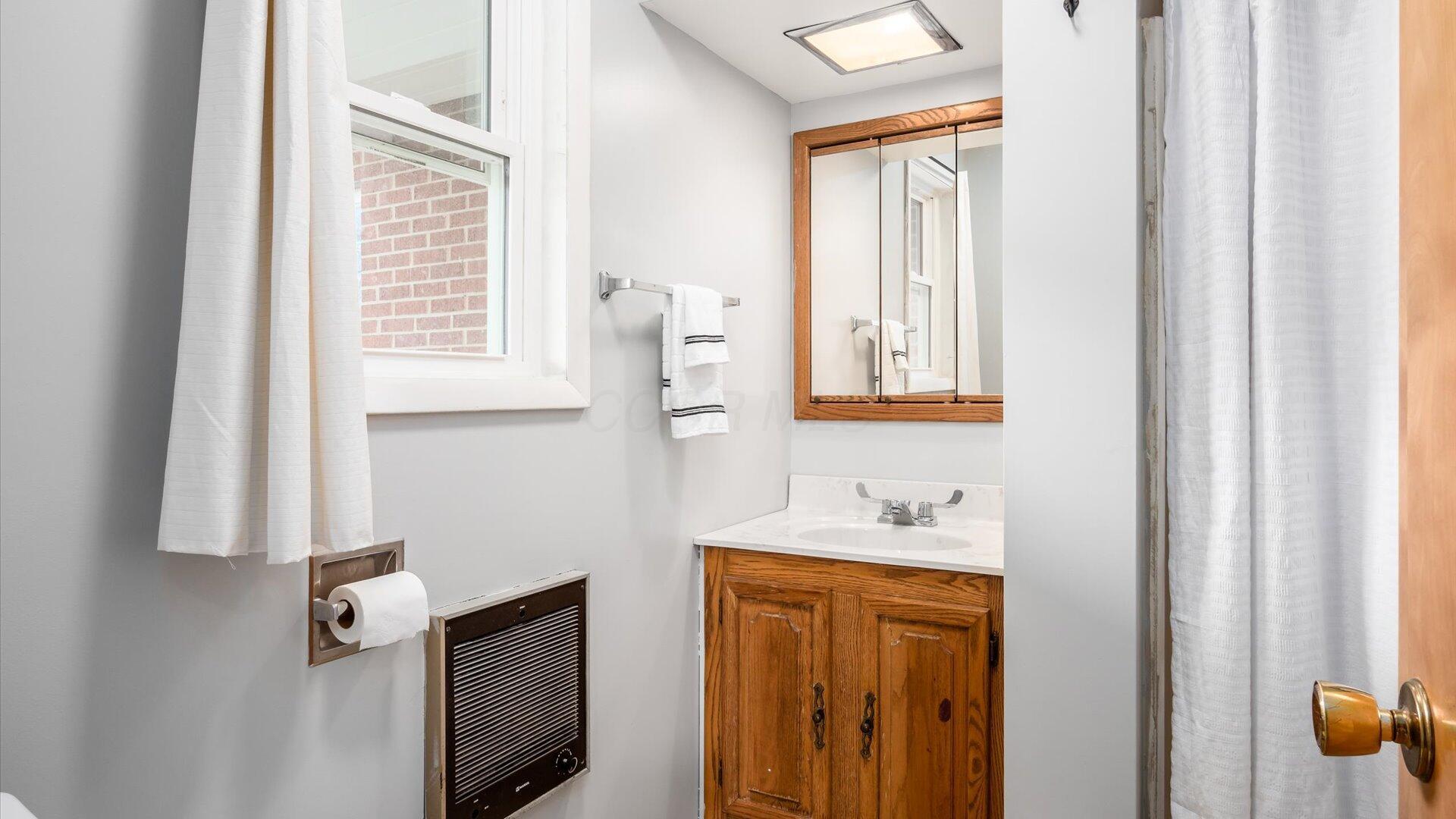 3125 E Highland Drive