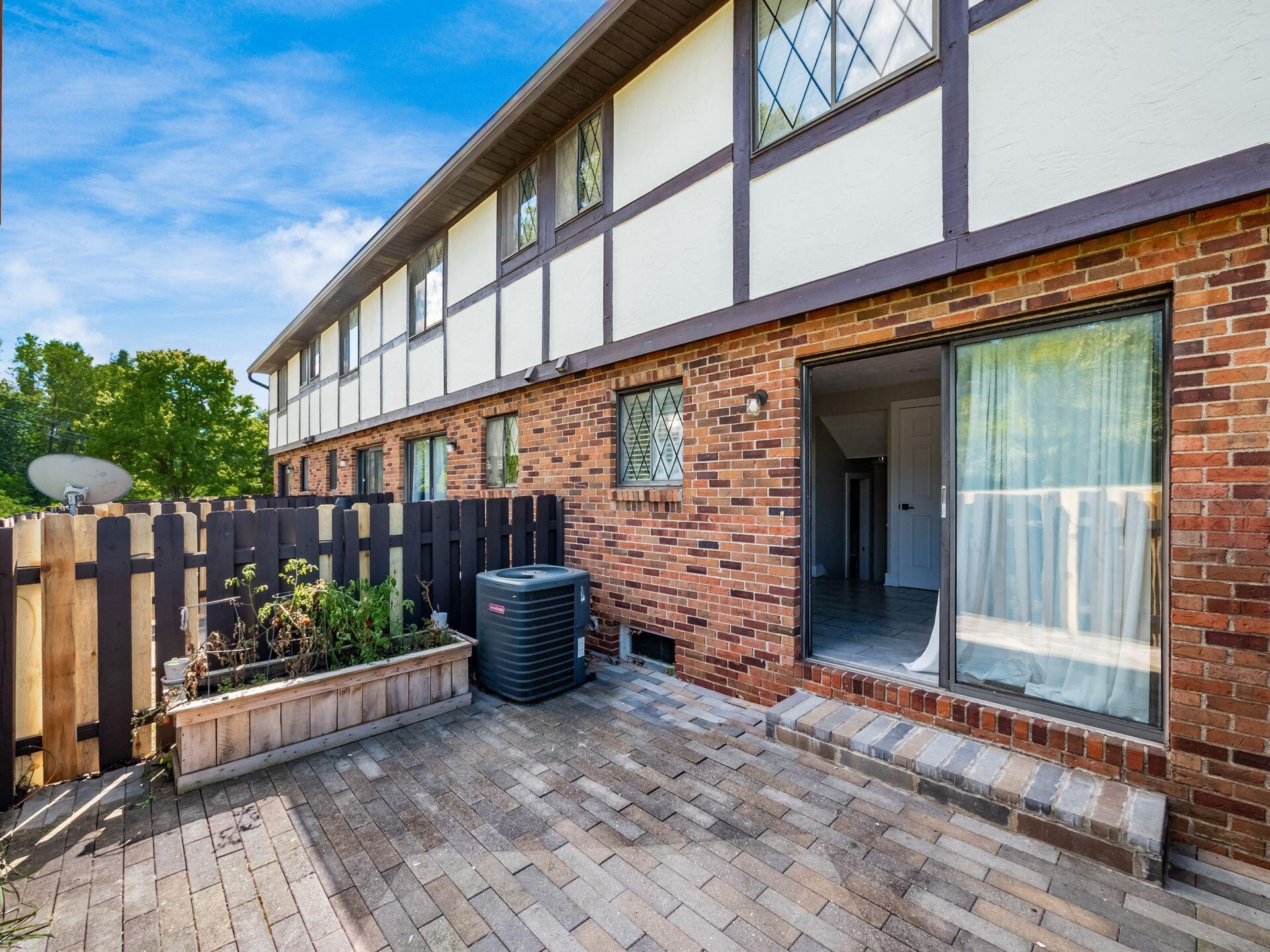 4907 Berryhill Court