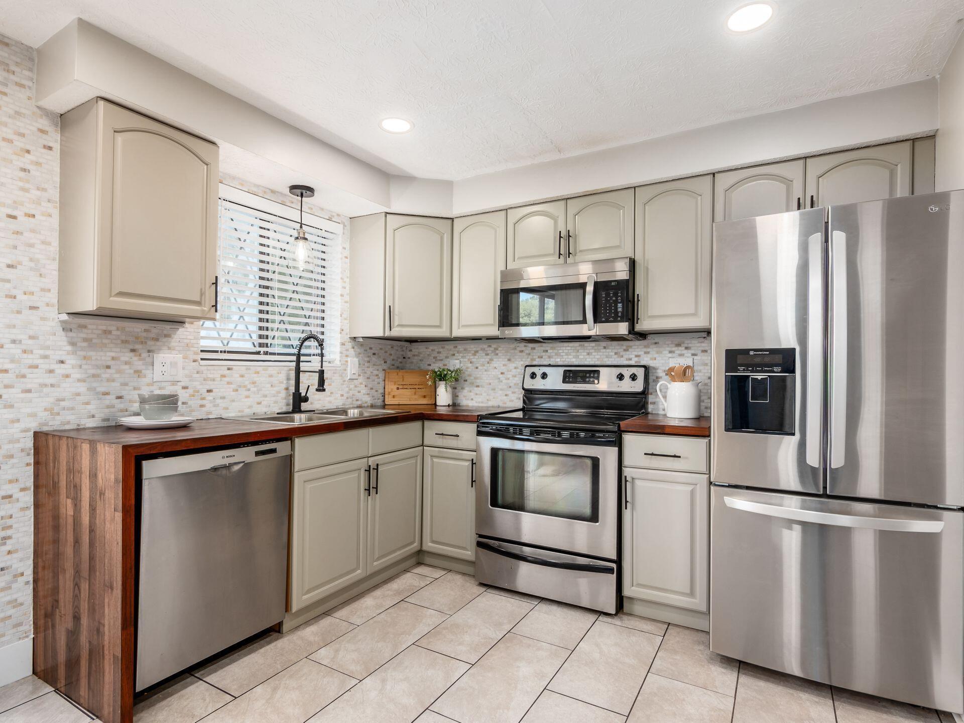 4907 Berryhill Court