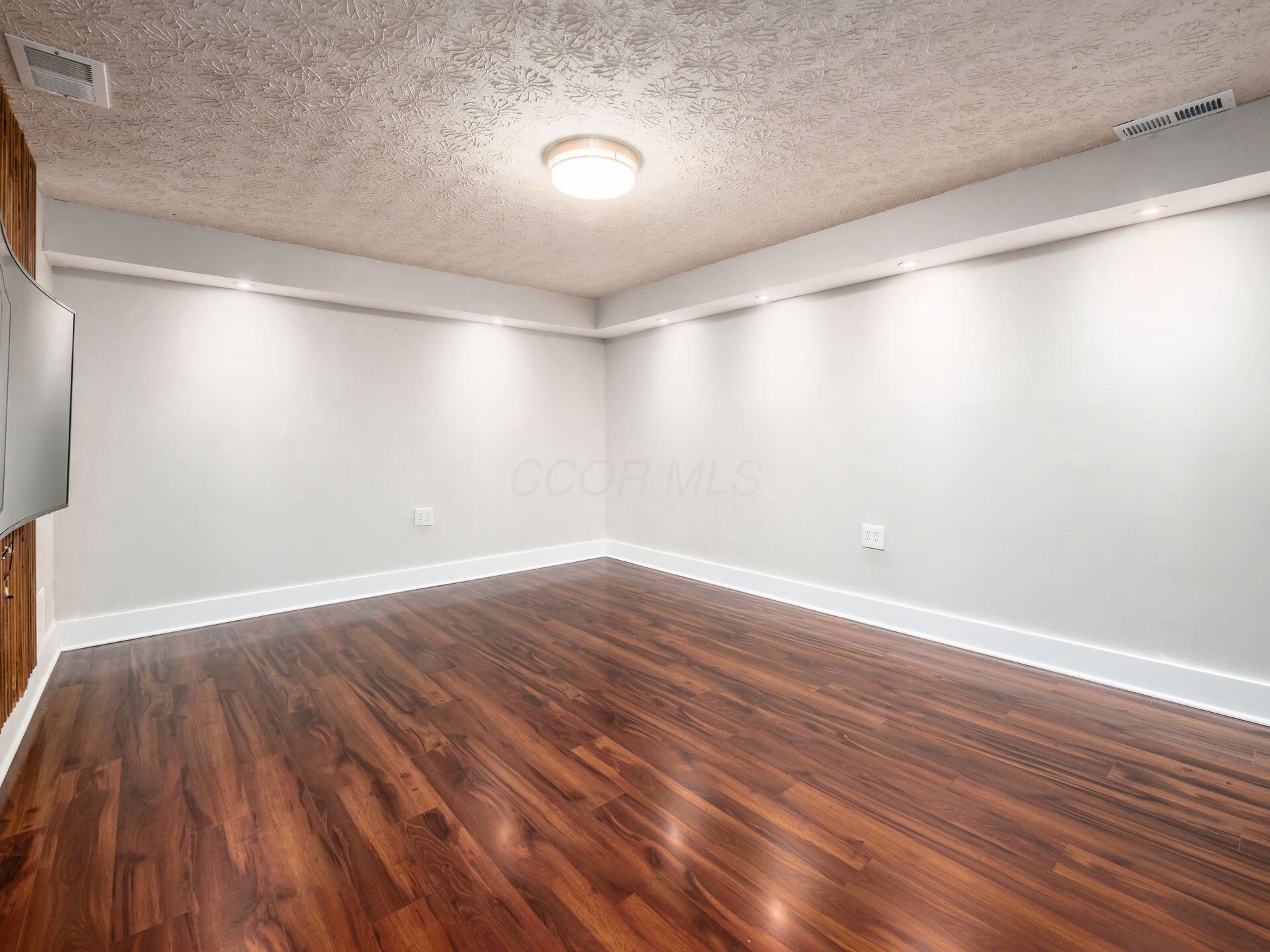 4907 Berryhill Court