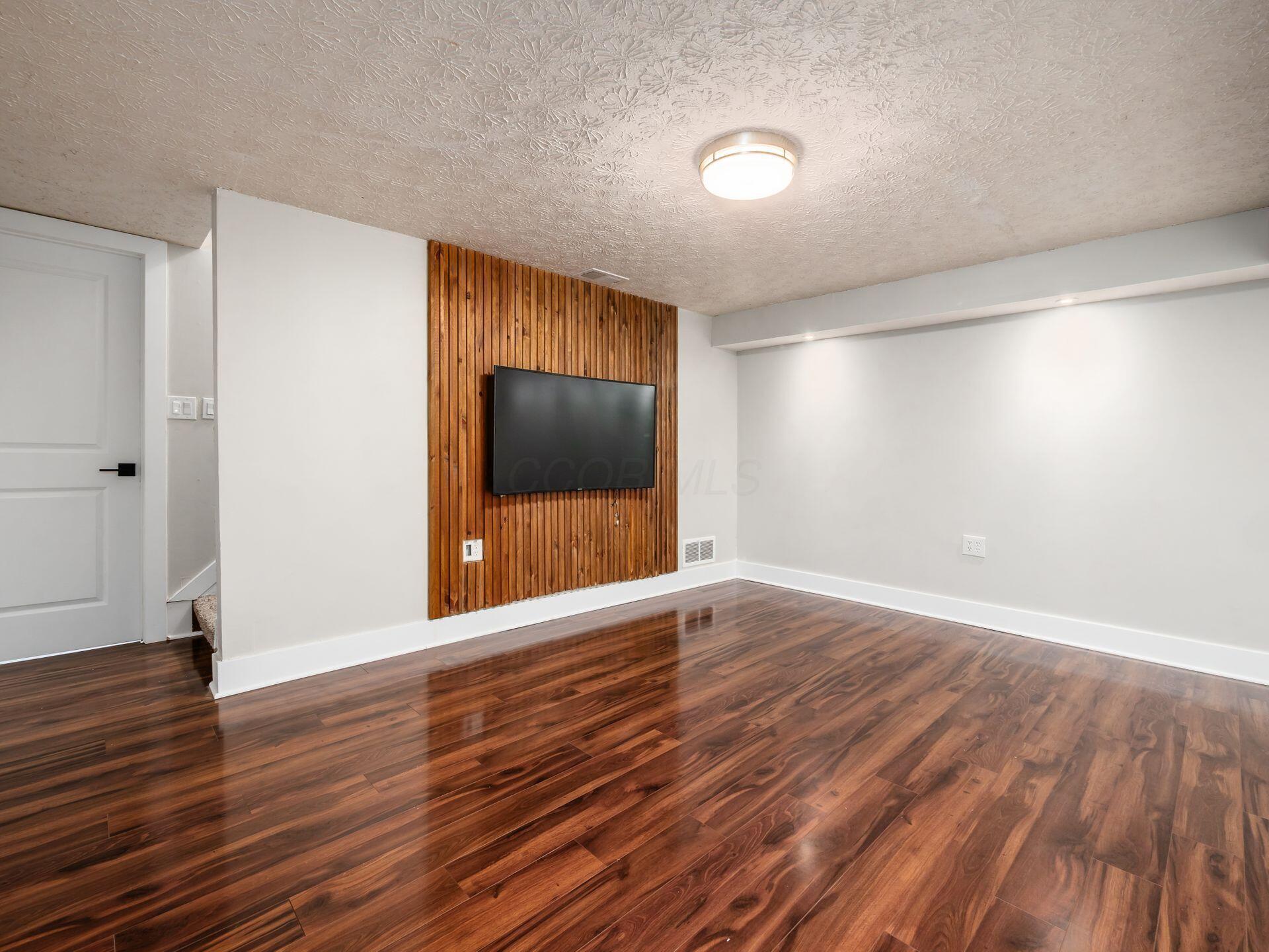 4907 Berryhill Court