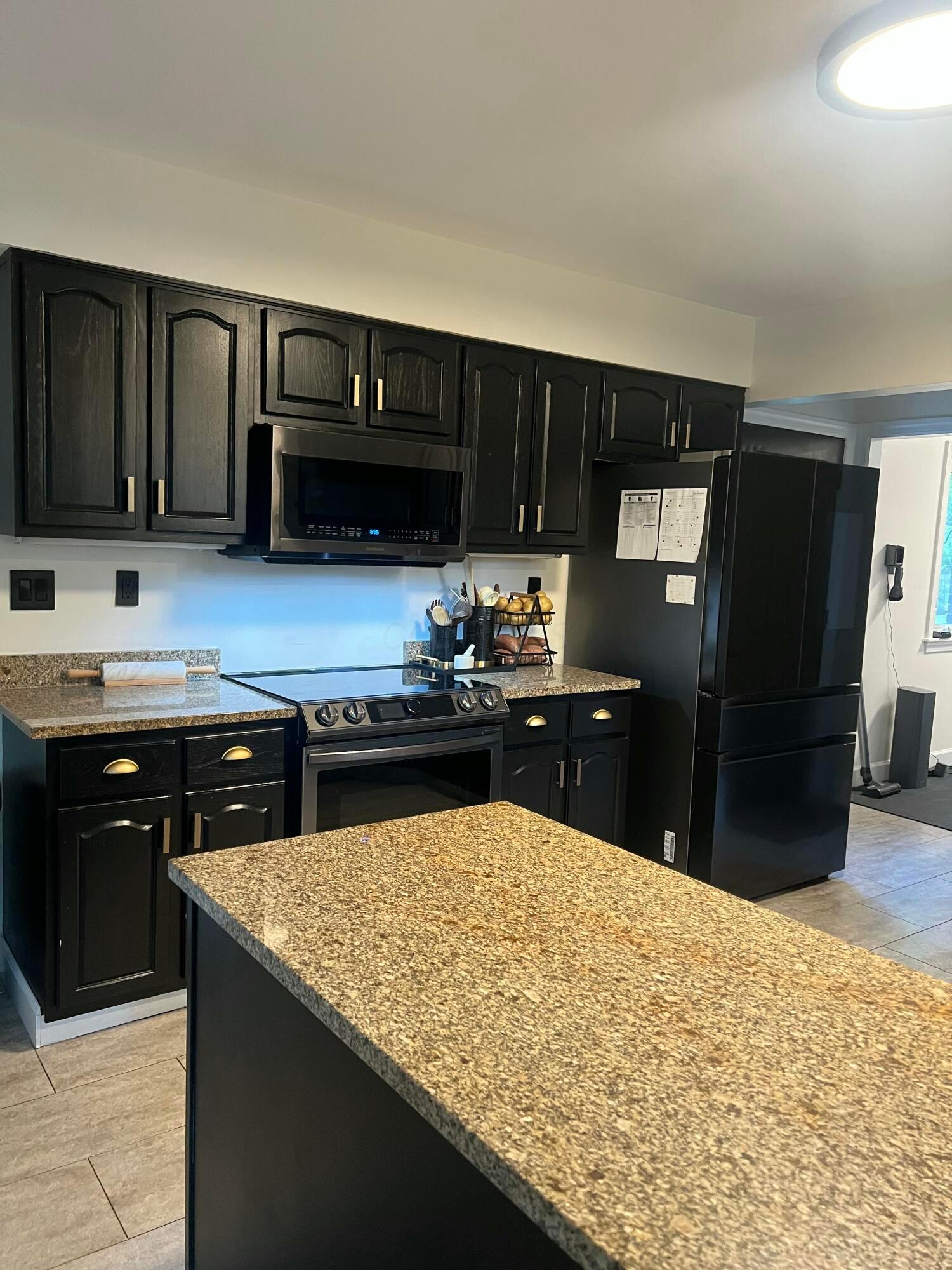 133 Flores Place Place