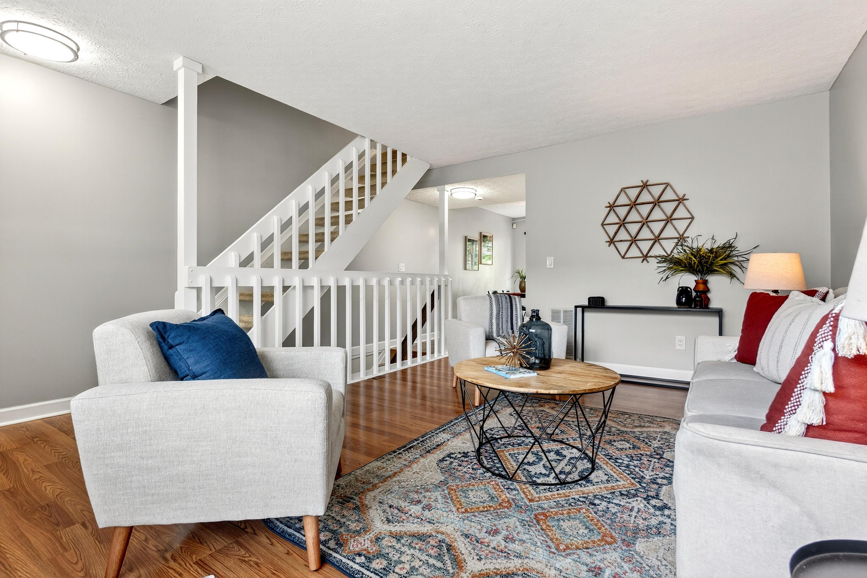 8189 Baltimore Avenue, 7C