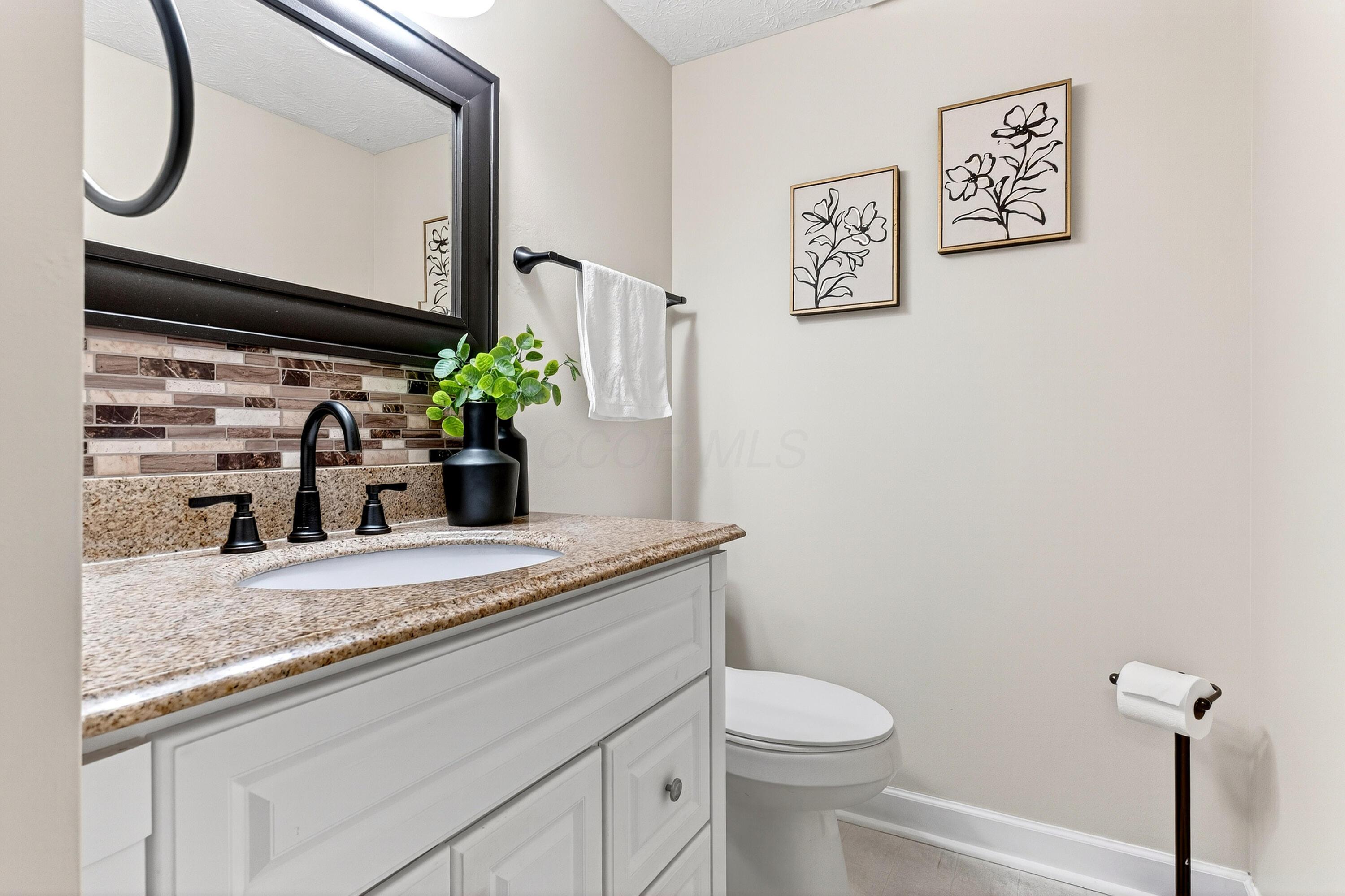 8189 Baltimore Avenue, 7C