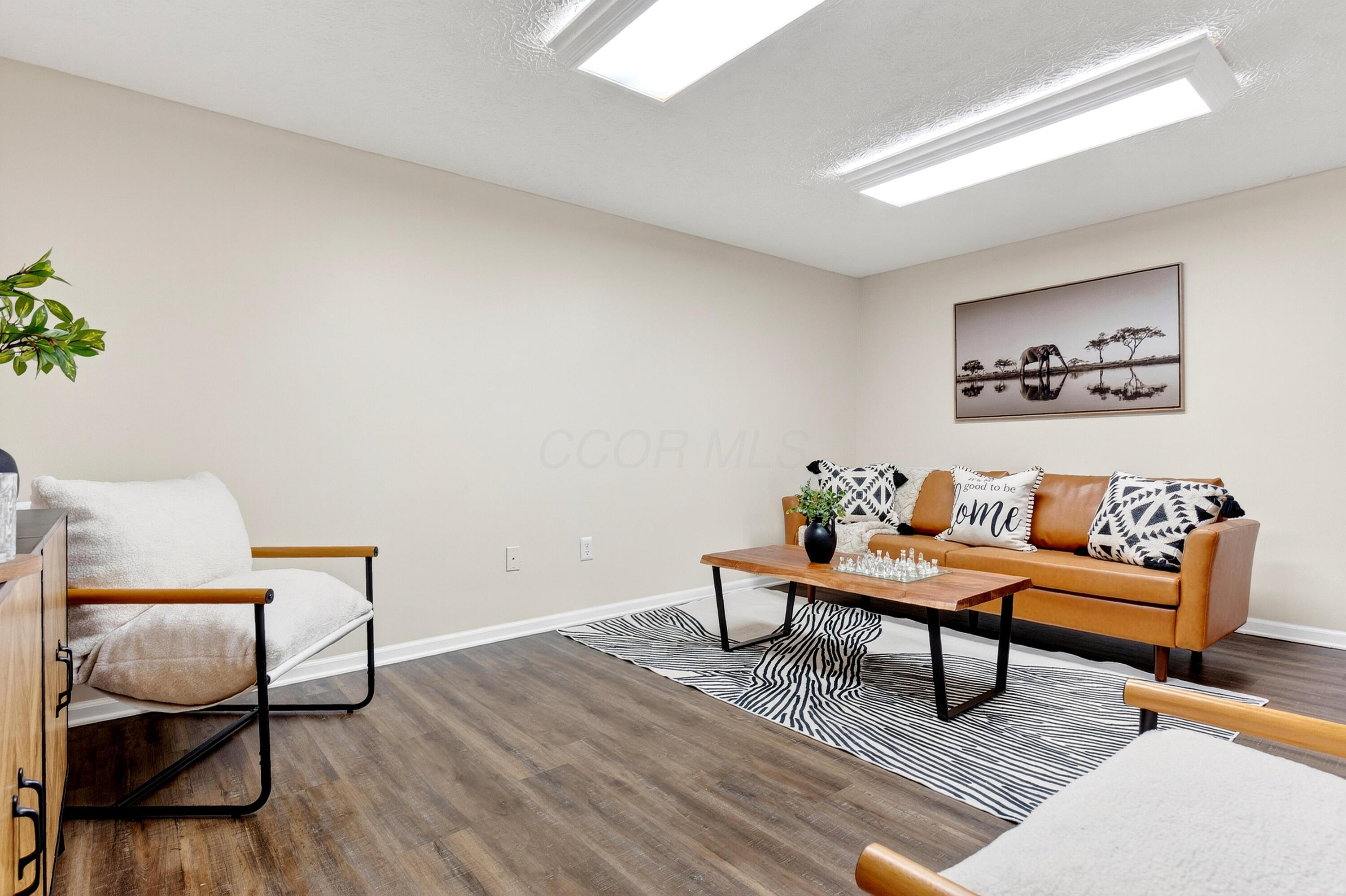 8189 Baltimore Avenue, 7C