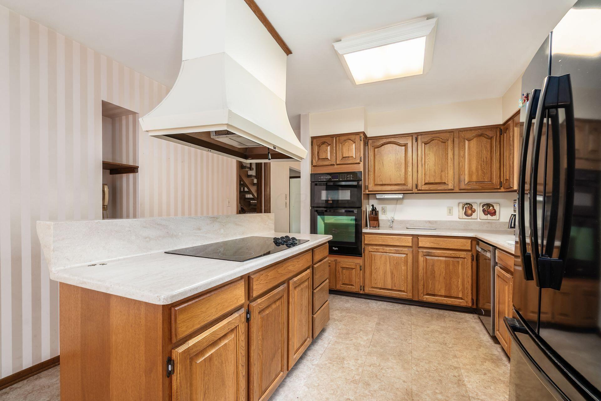182 Hillcrest Drive