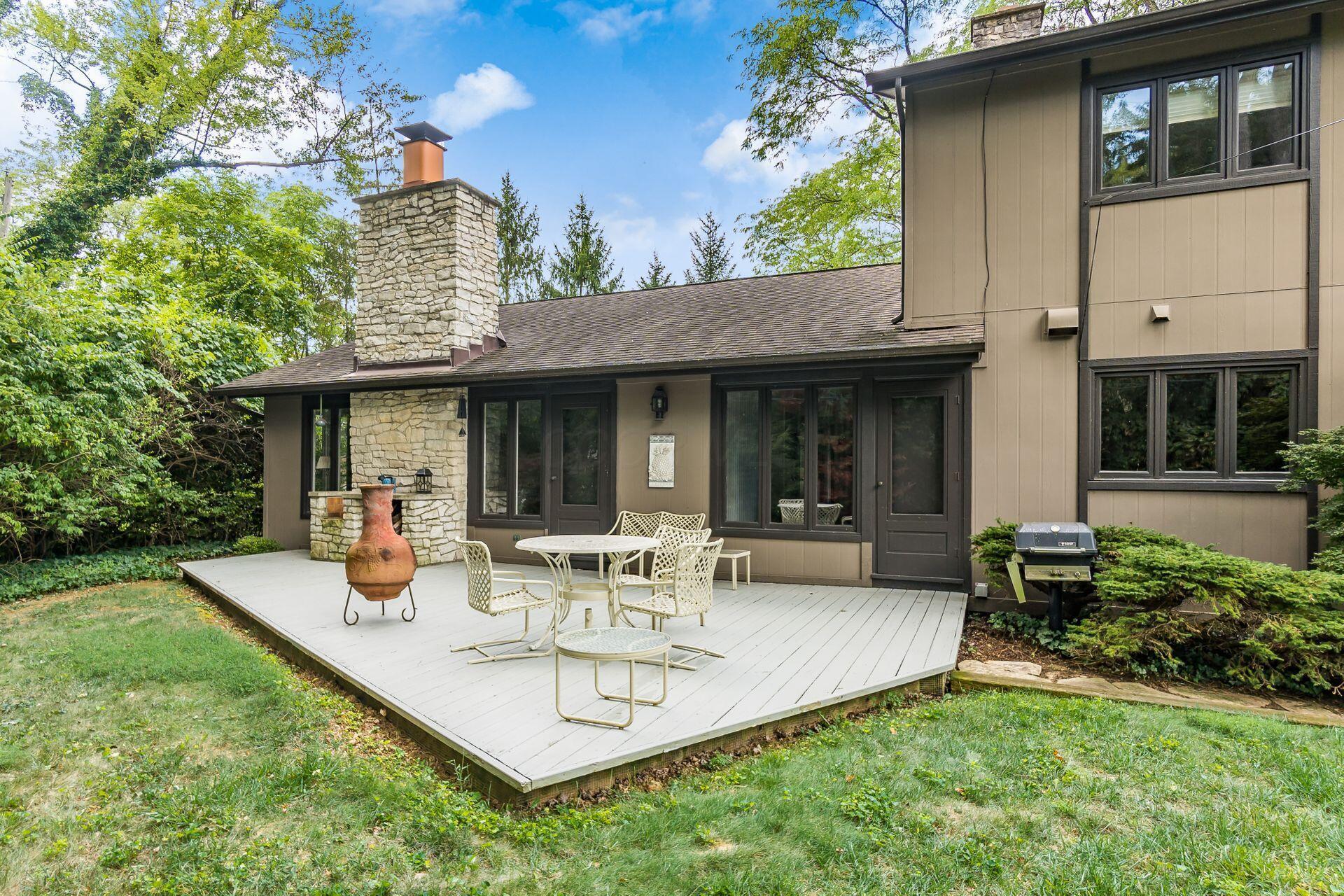 182 Hillcrest Drive