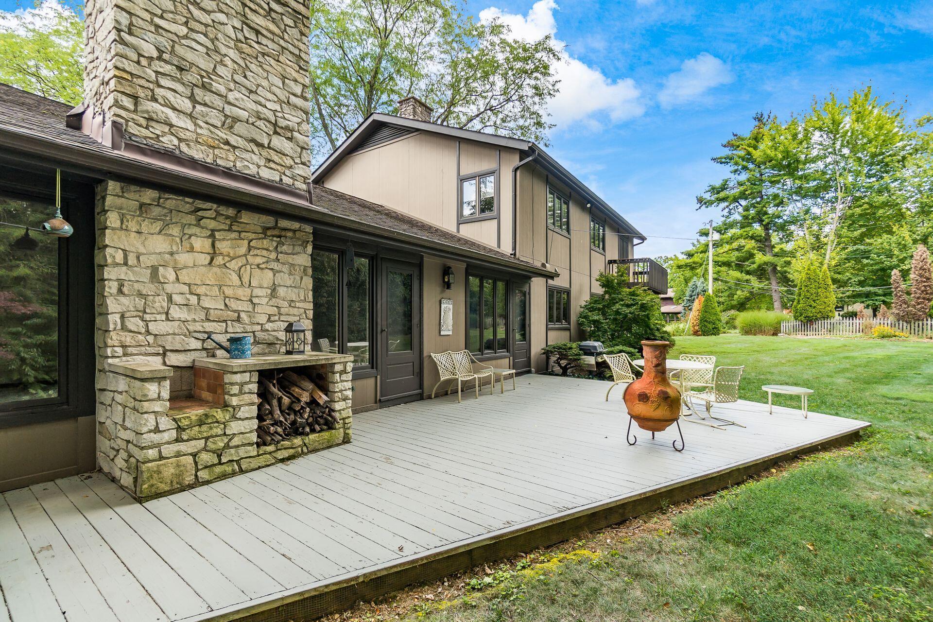 182 Hillcrest Drive