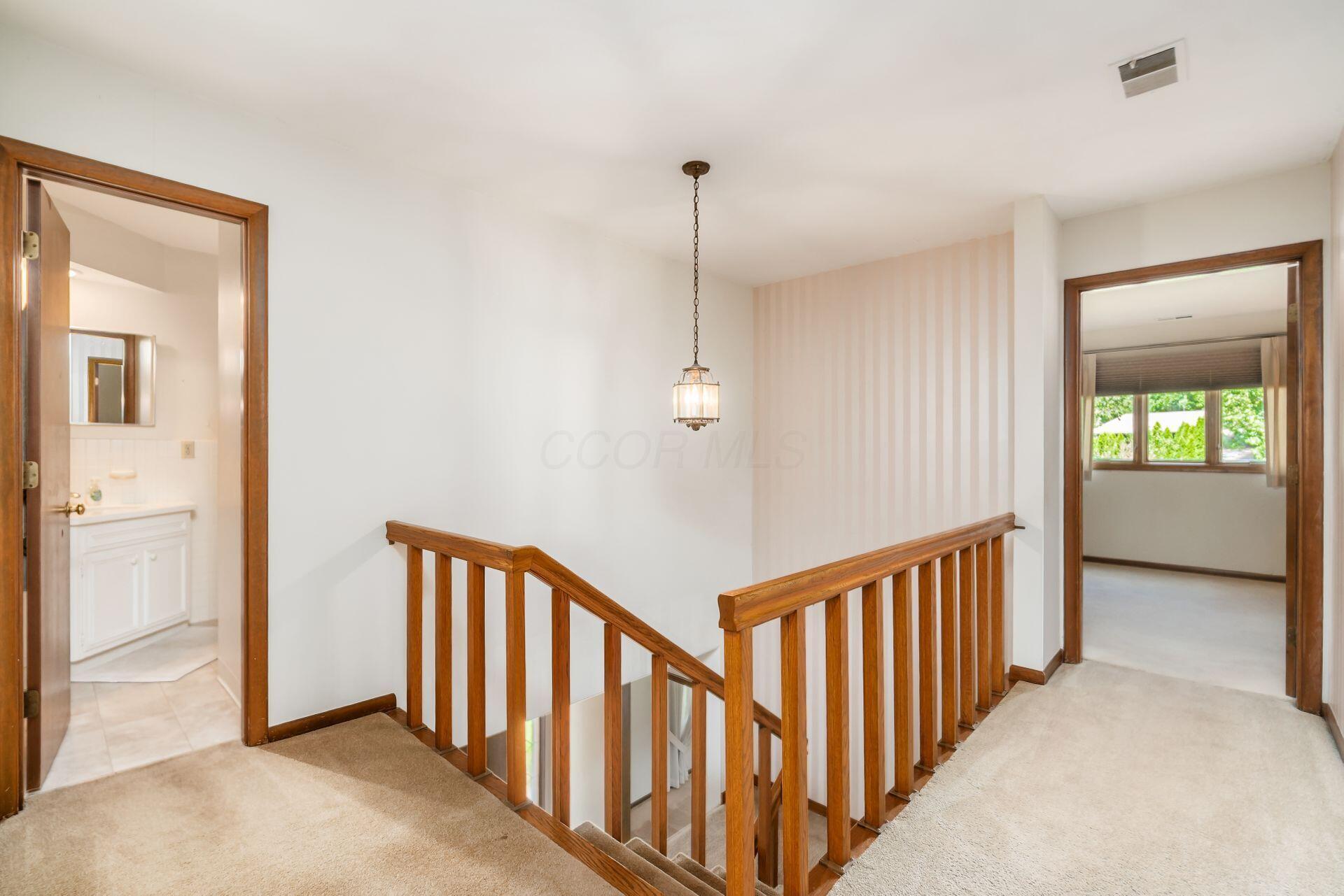 182 Hillcrest Drive