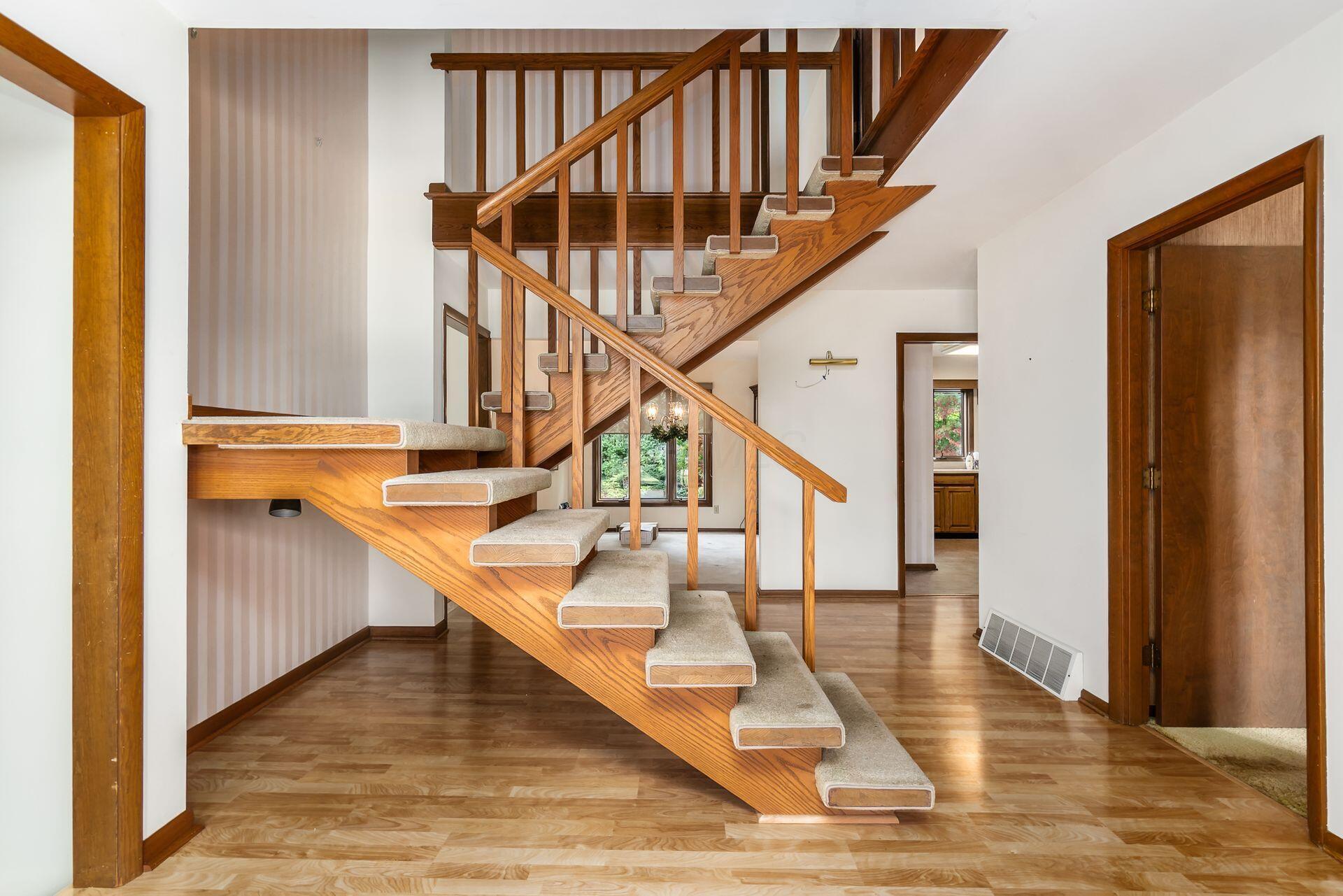 182 Hillcrest Drive