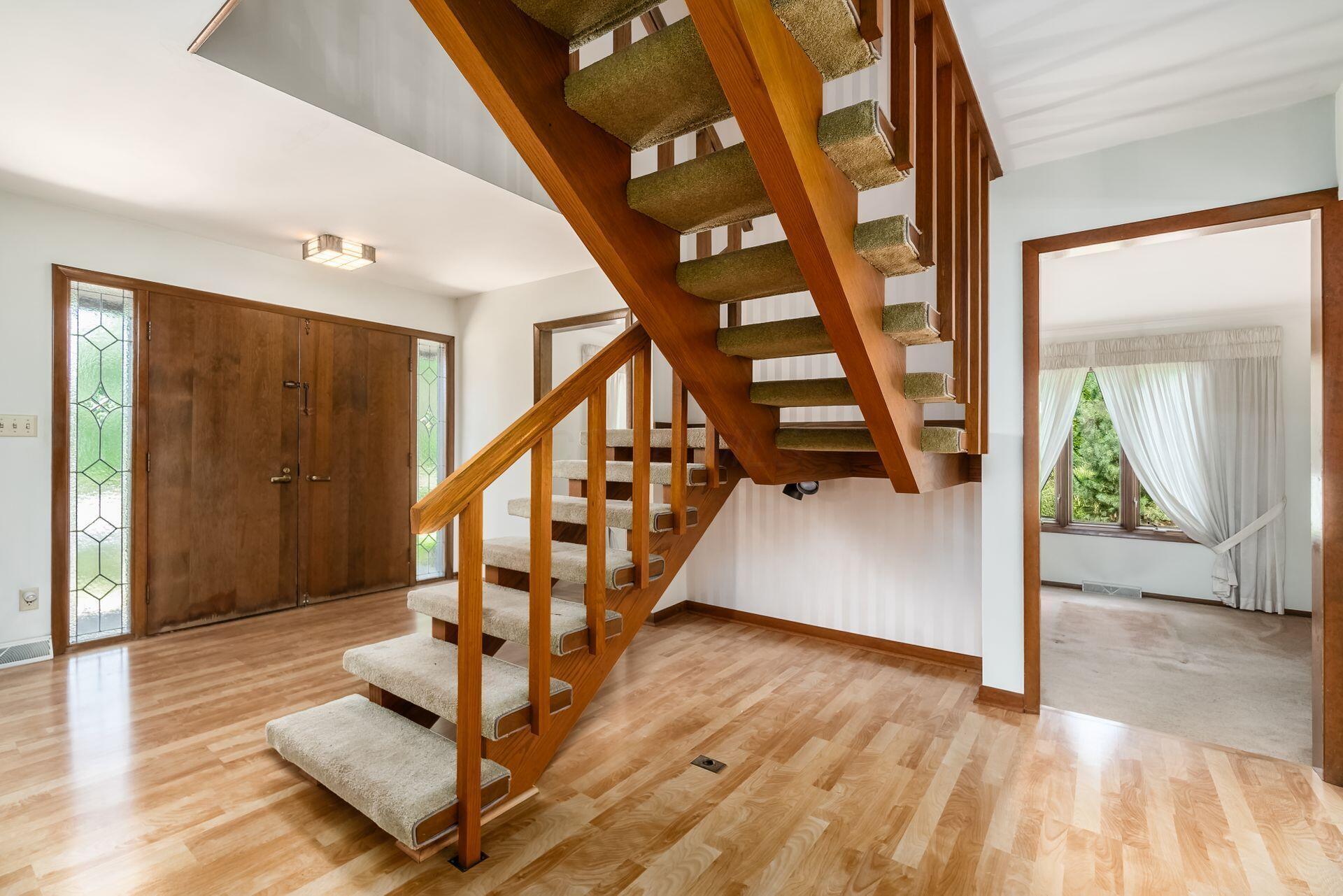 182 Hillcrest Drive