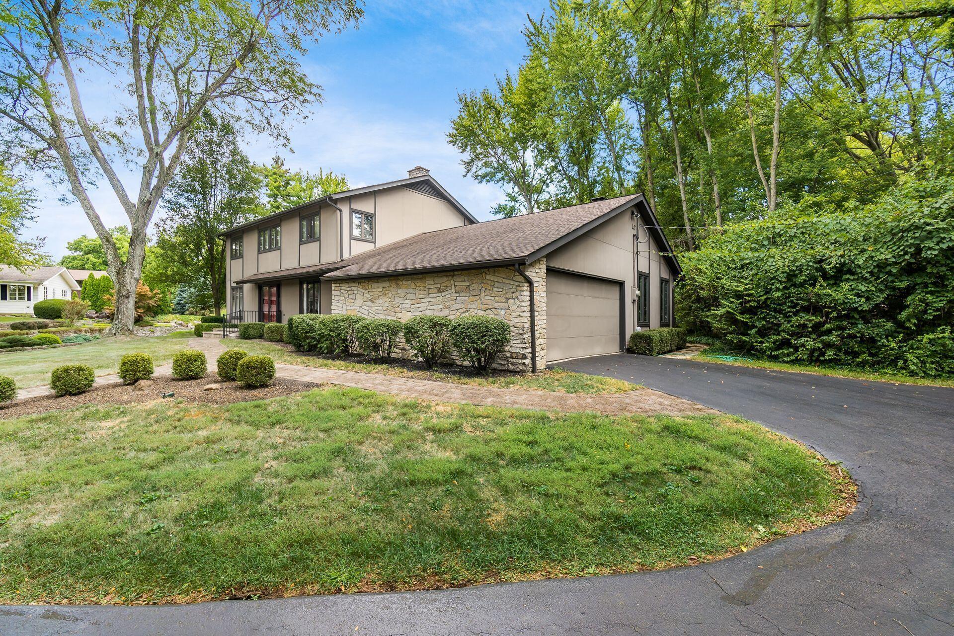 182 Hillcrest Drive