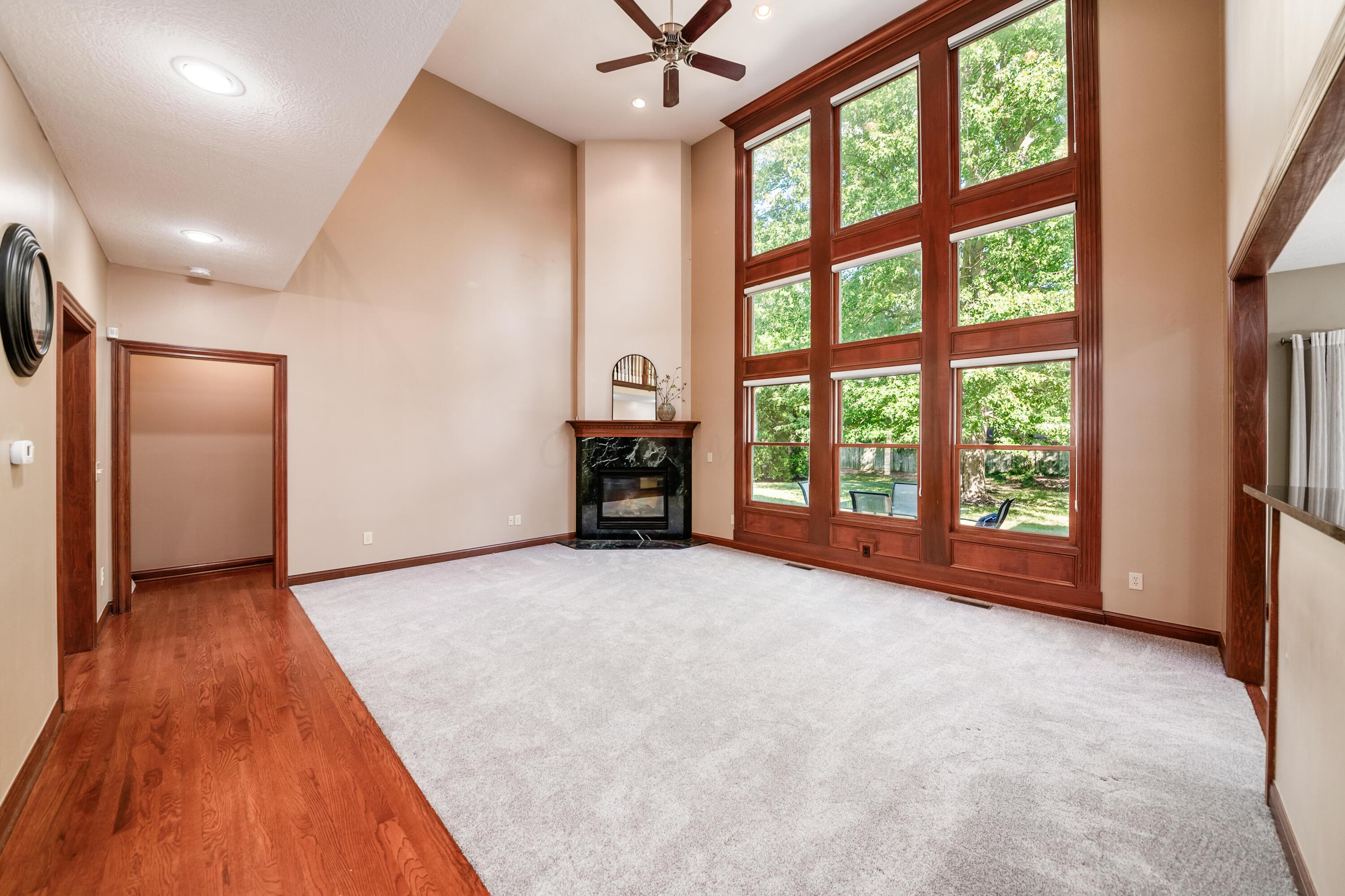 6639 Meadow Glen Dr S