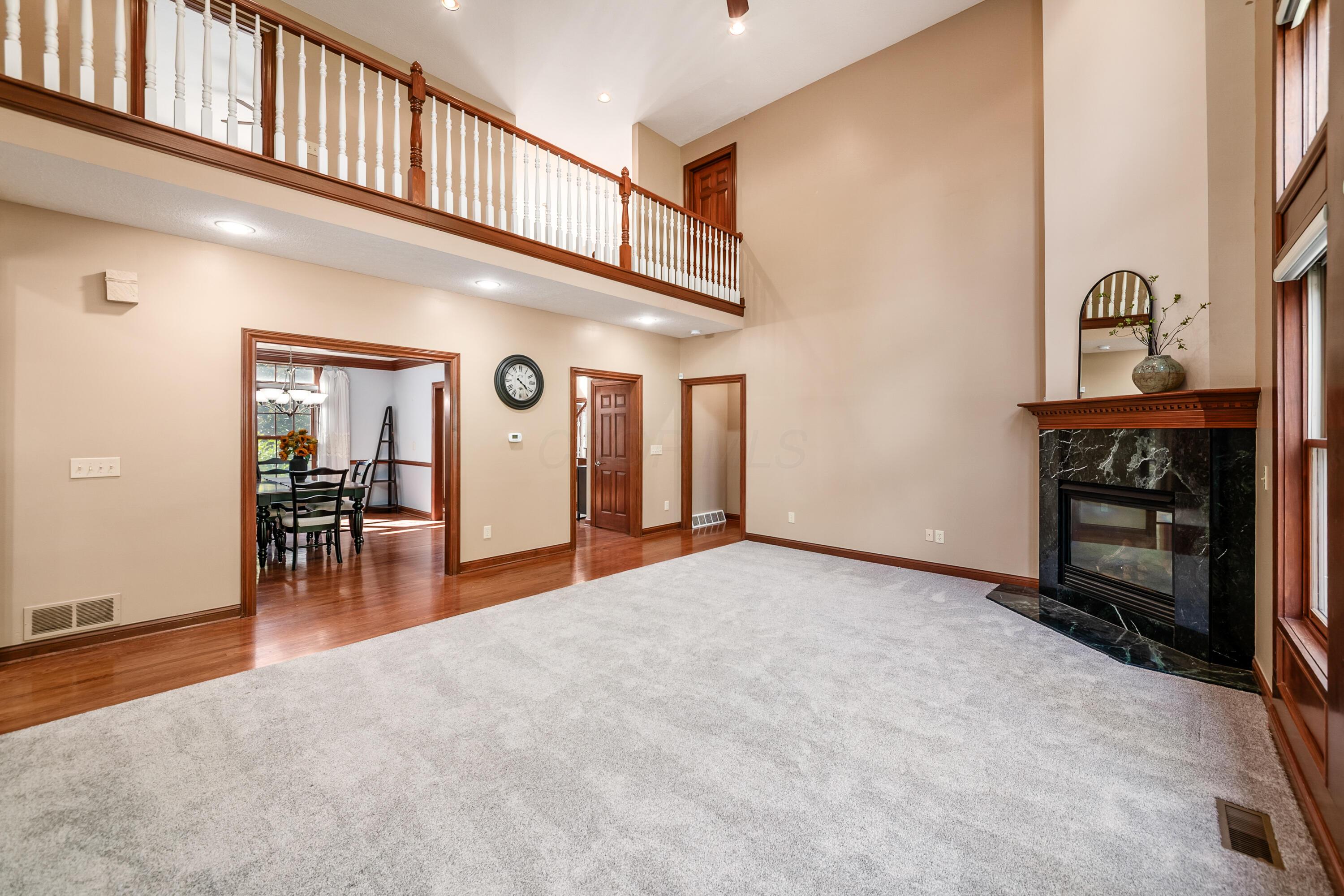 6639 Meadow Glen Dr S