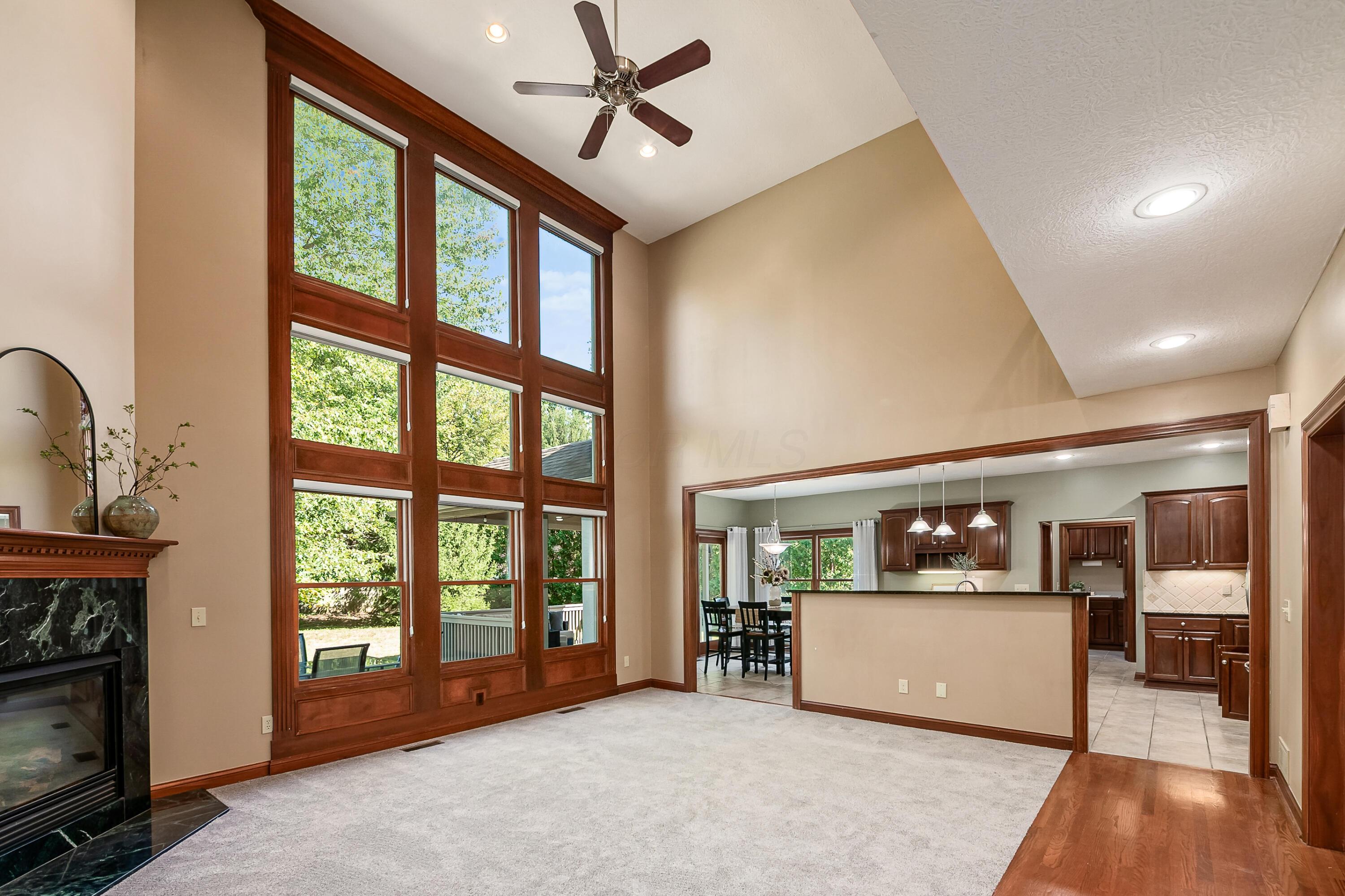 6639 Meadow Glen Dr S