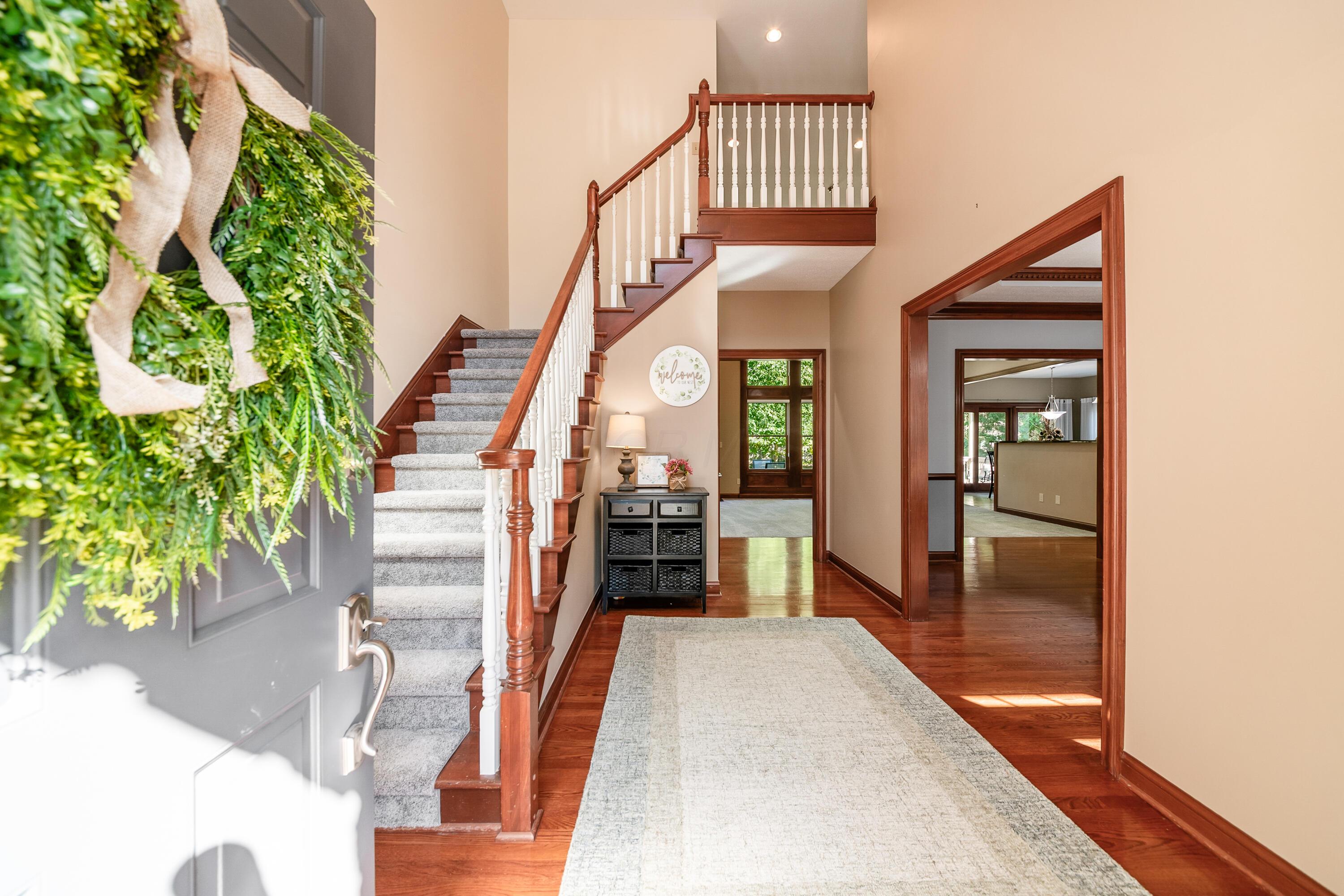 6639 Meadow Glen Dr S