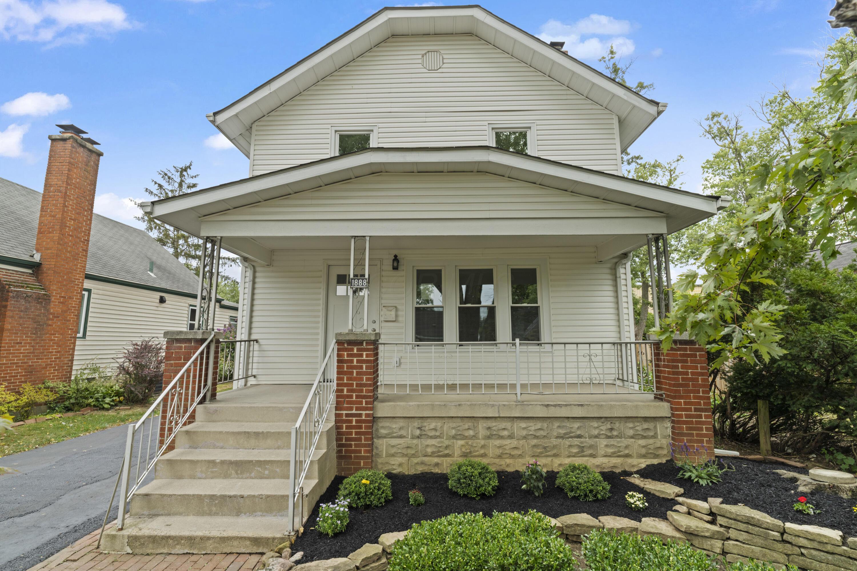 1888 E North Broadway Street