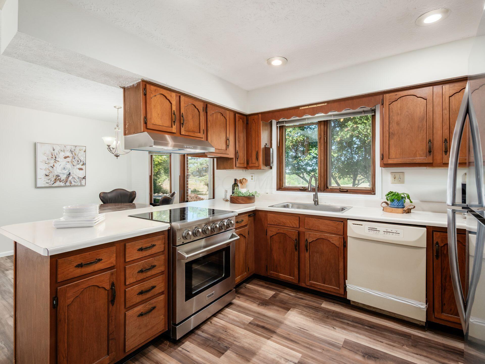 5778 Robin Hood Lane