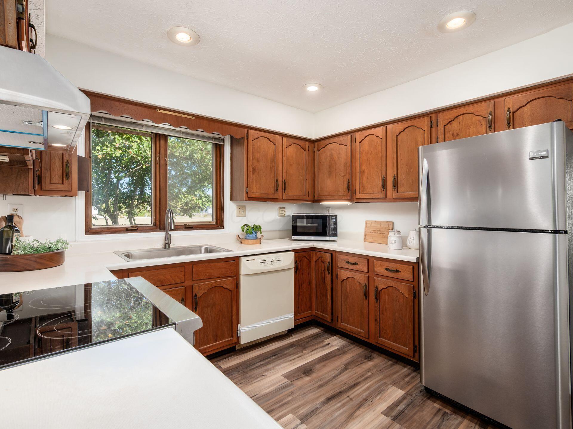 5778 Robin Hood Lane