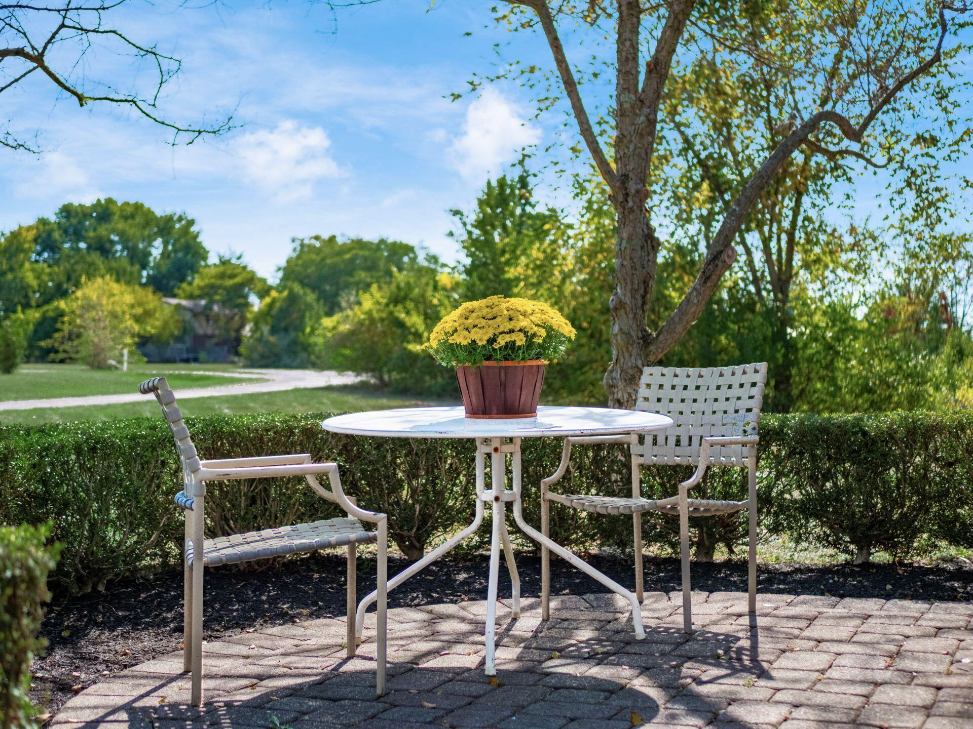 5778 Robin Hood Lane