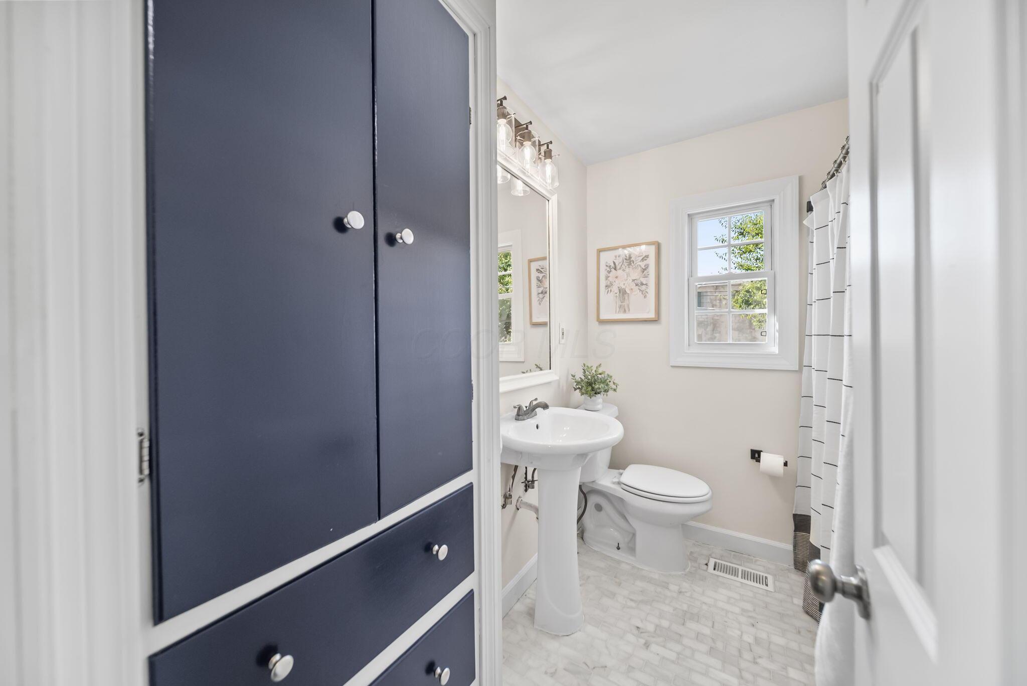 4159 Franklin Street