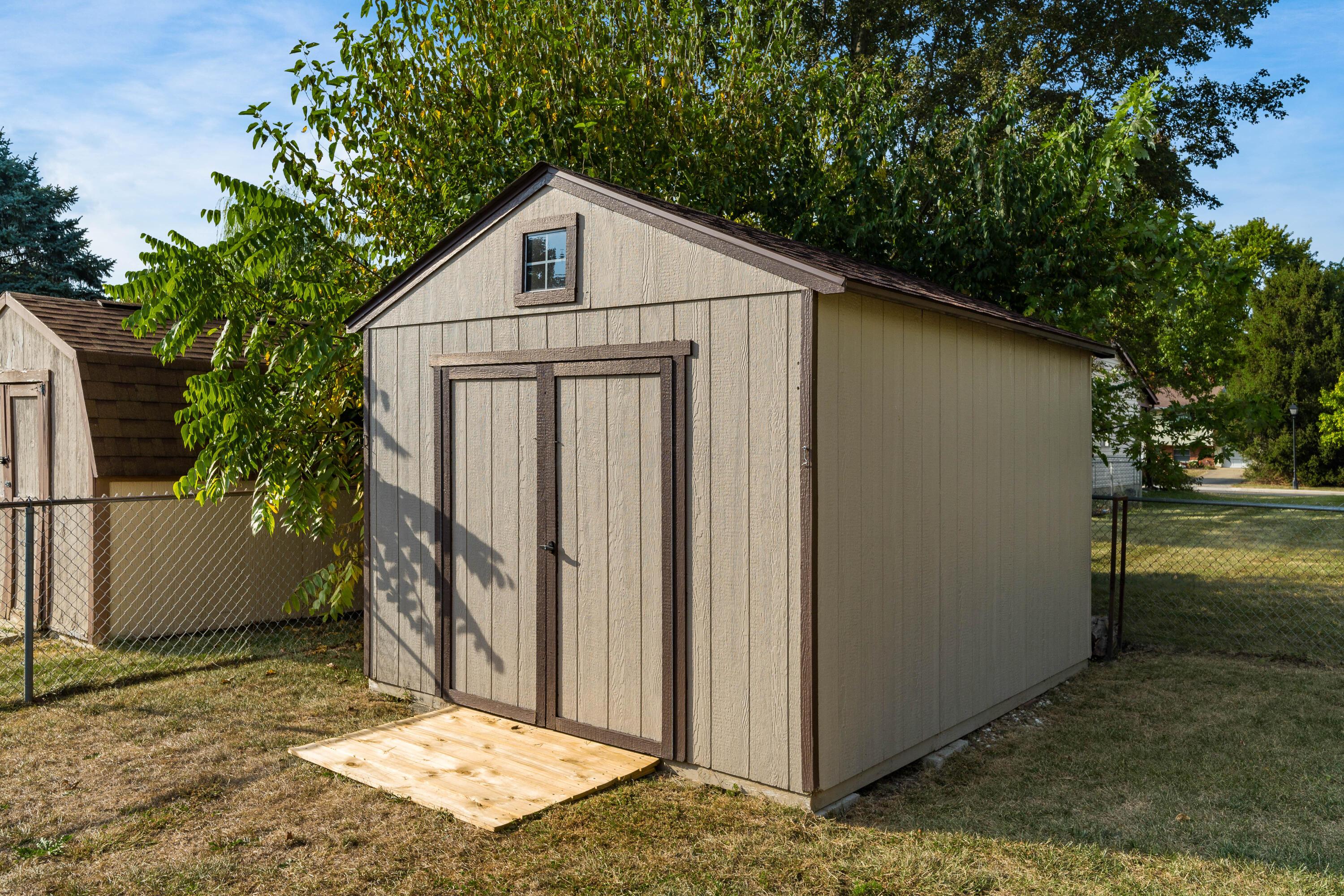 3673 Magnolia Street