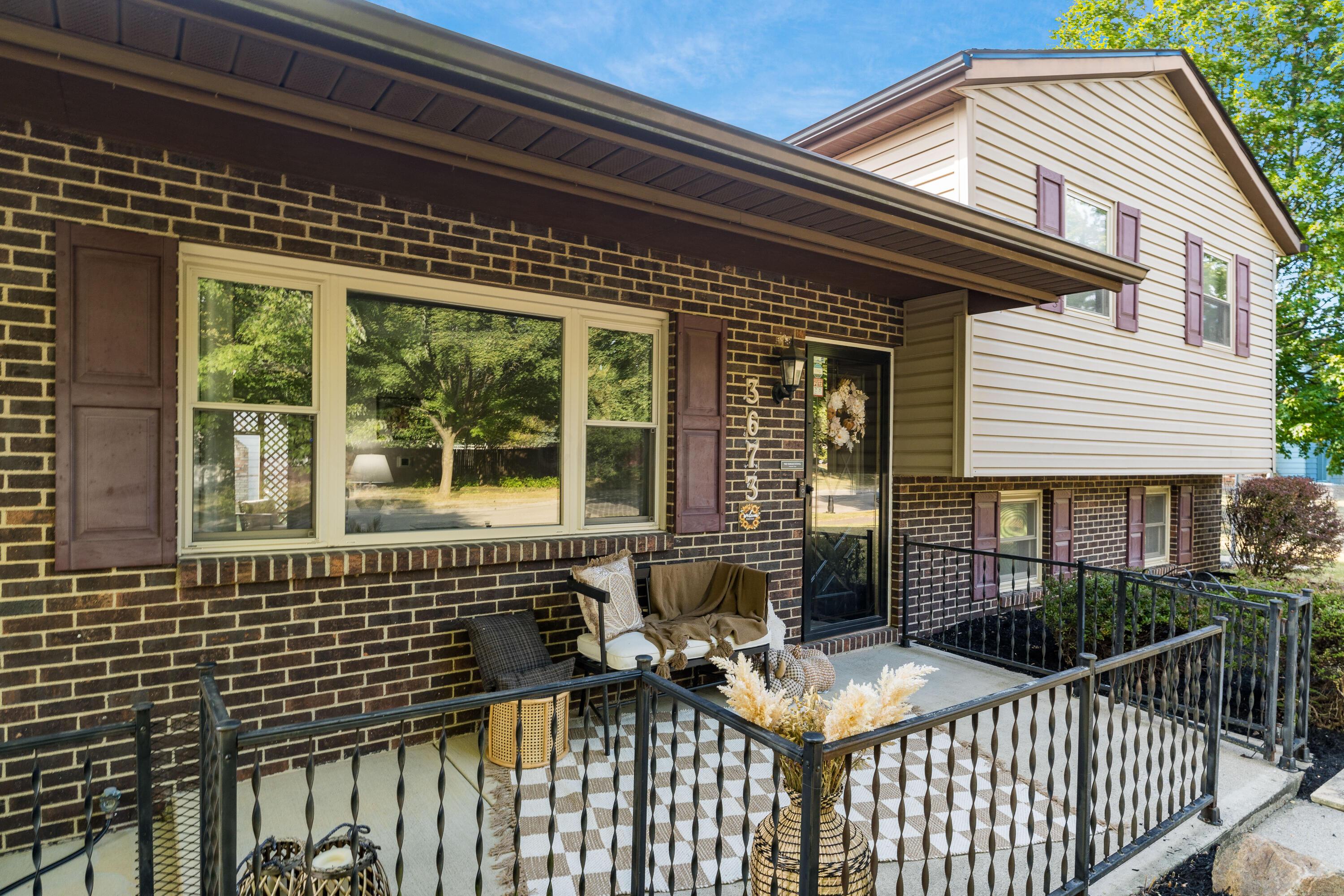 3673 Magnolia Street