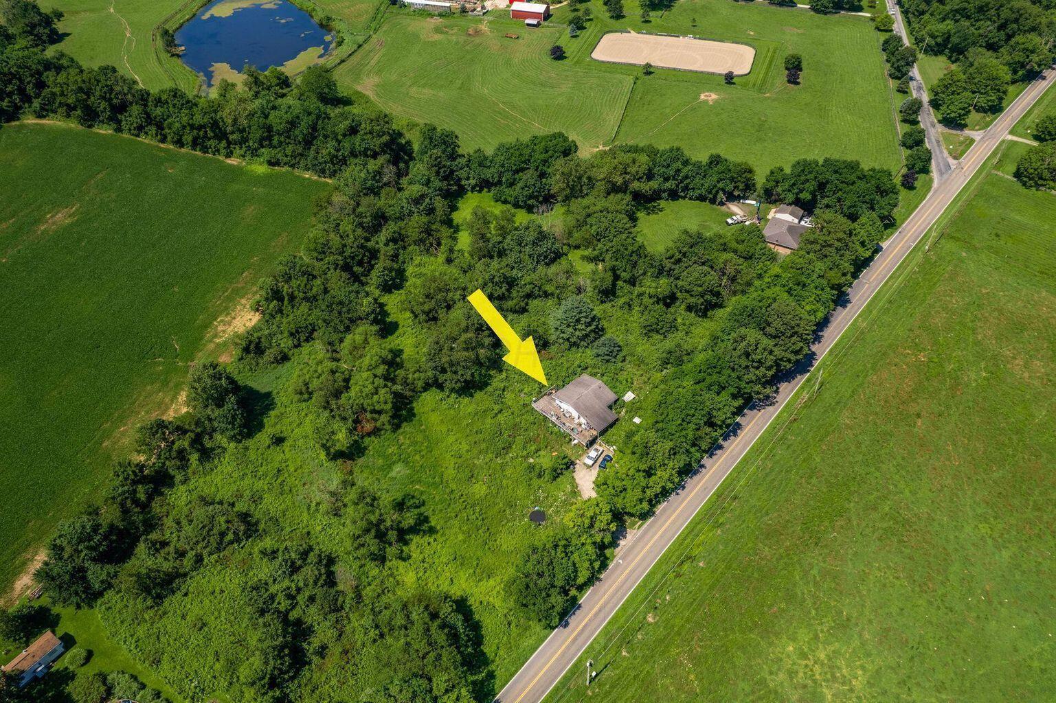 10019 Duncan Plains Road NW