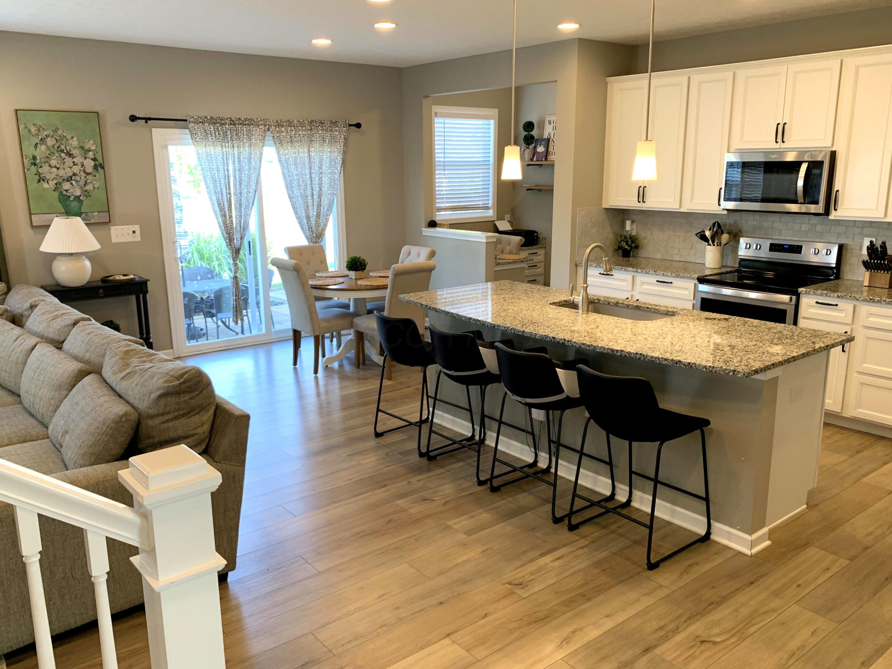 8139 Comstock Terrace NW