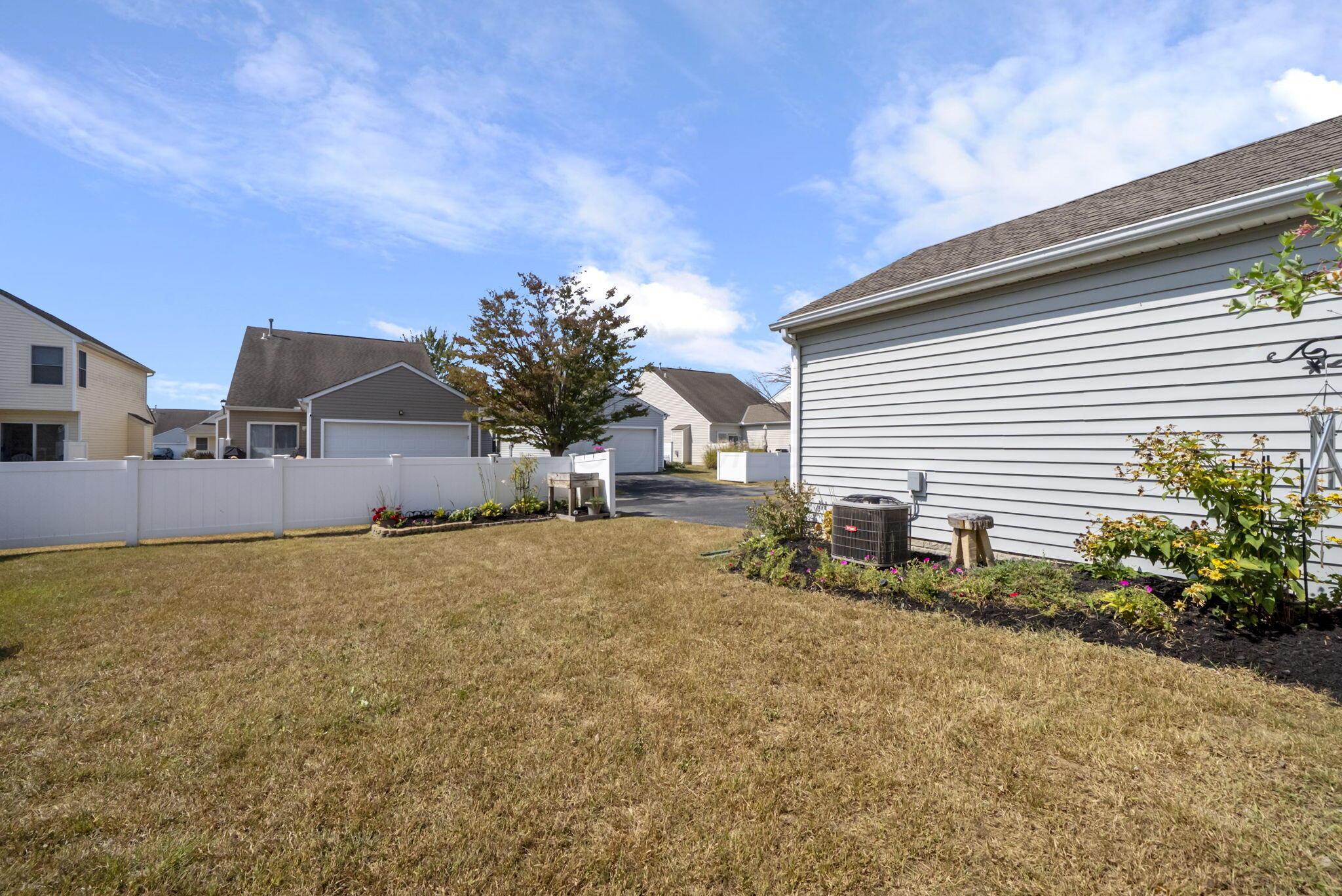 5541 Mossy Creek Drive