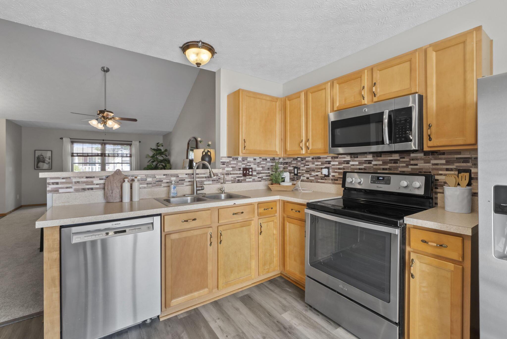 5541 Mossy Creek Drive