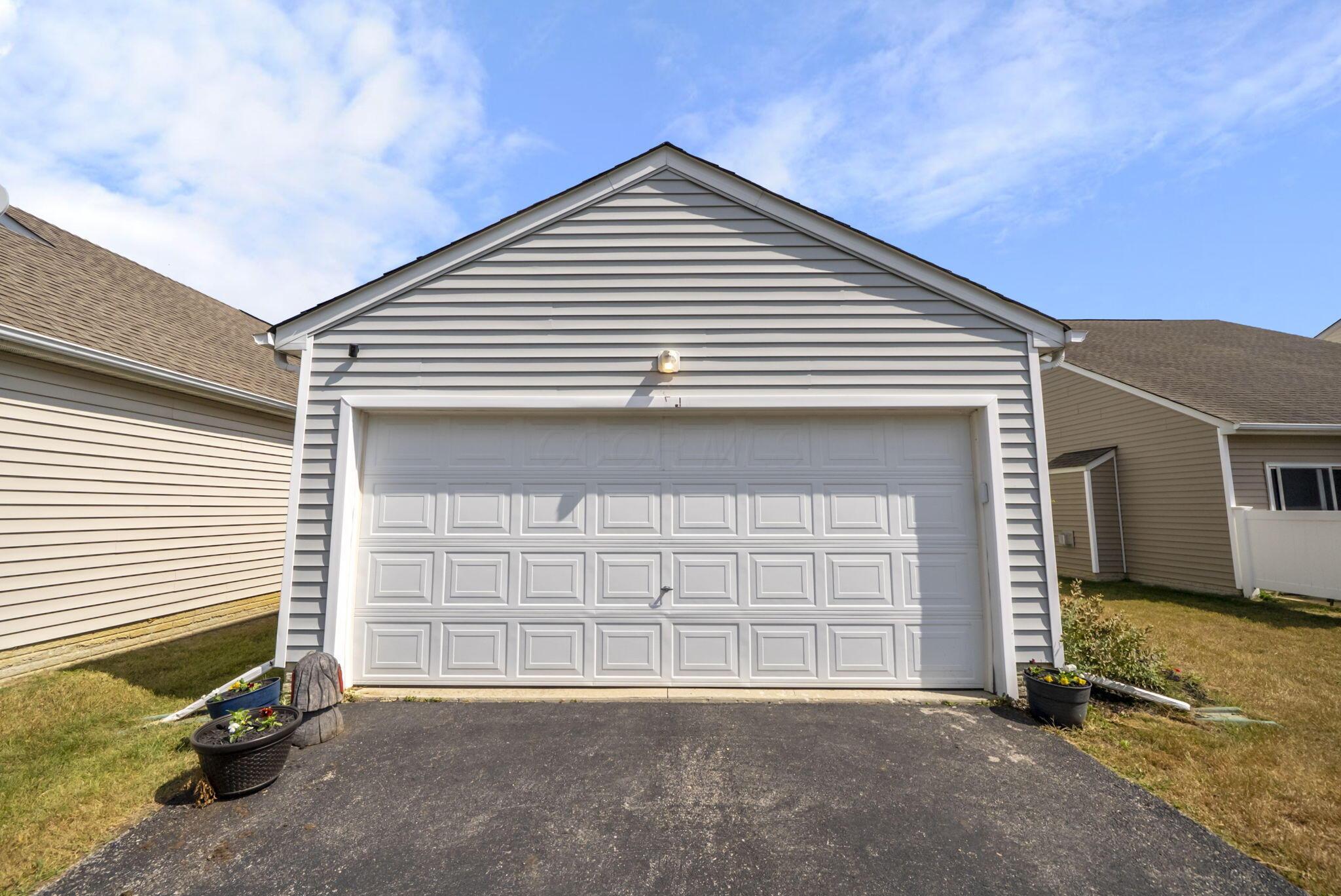 5541 Mossy Creek Drive