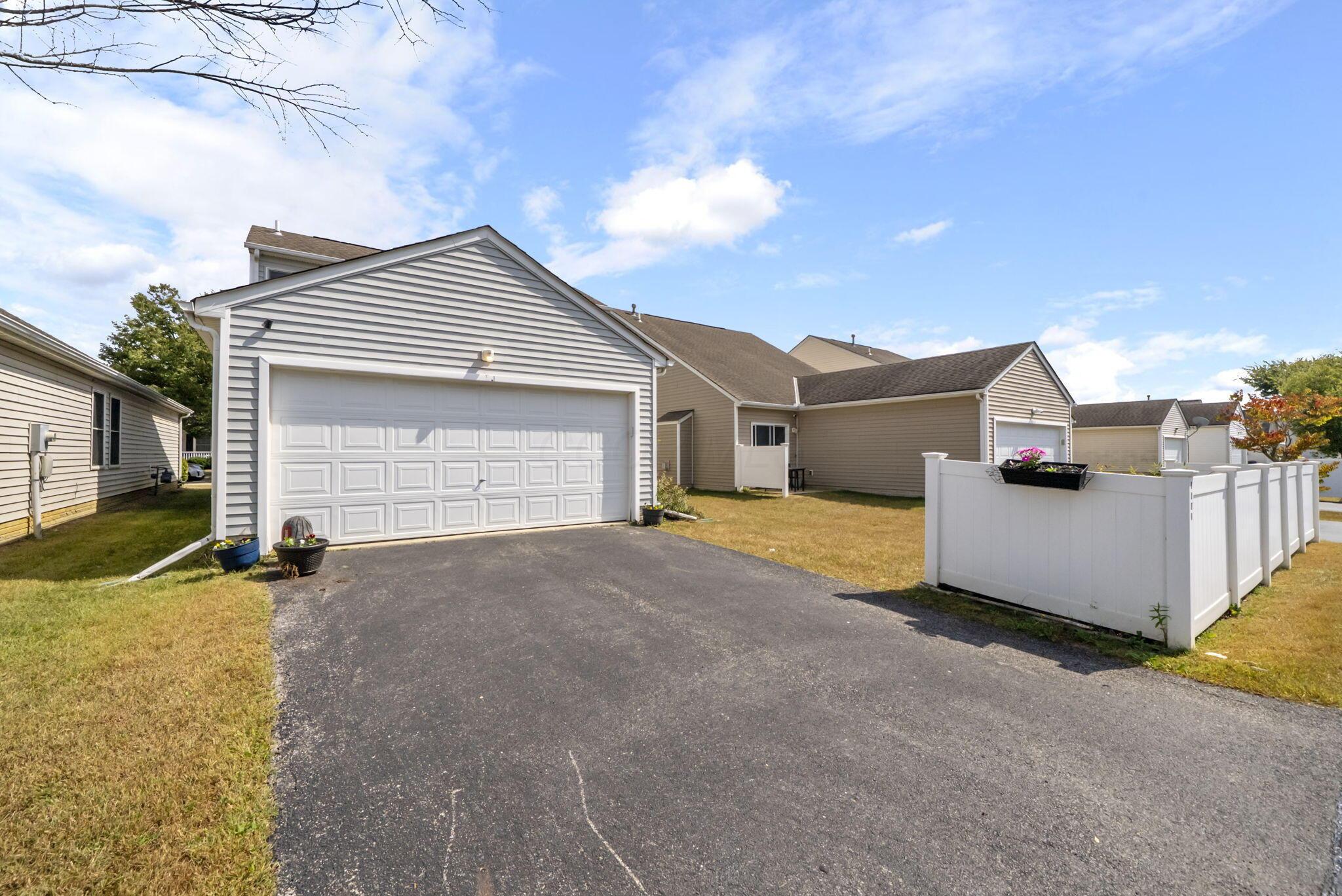 5541 Mossy Creek Drive