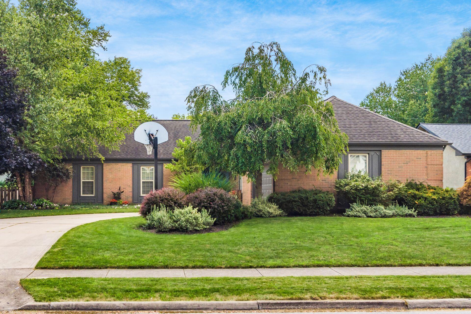 671 College Crest Road