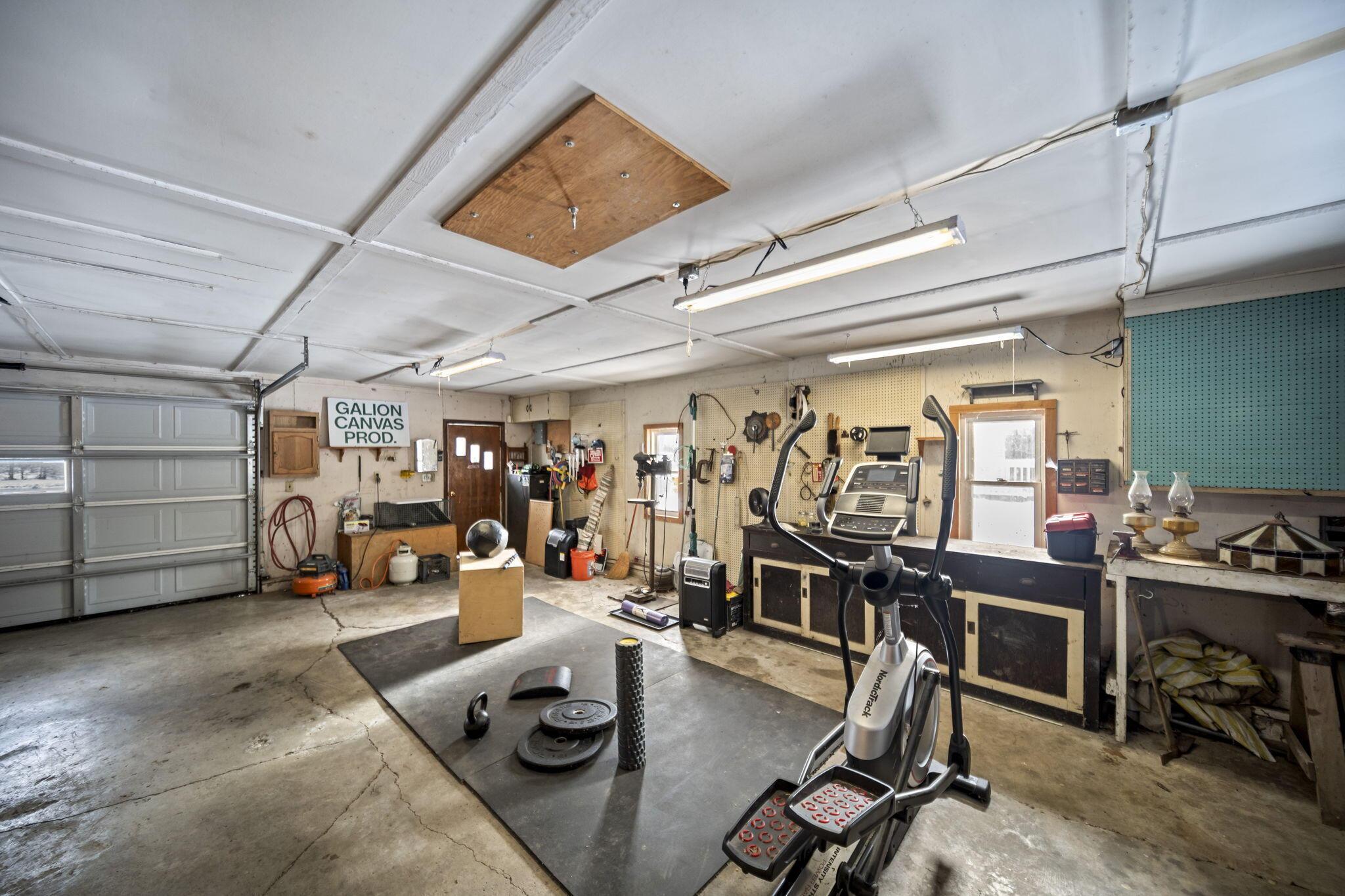 6718 Crawford Morrow County Line Road