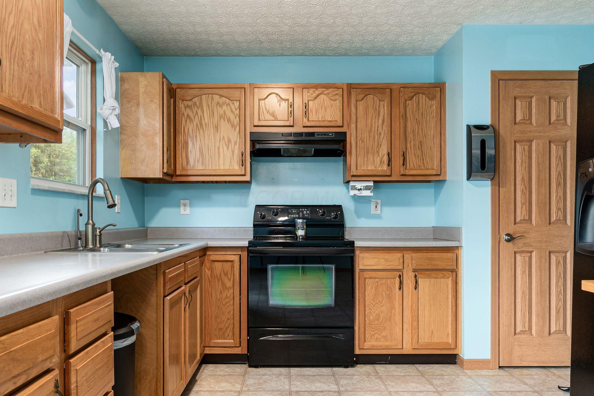 2365 Creek View Place