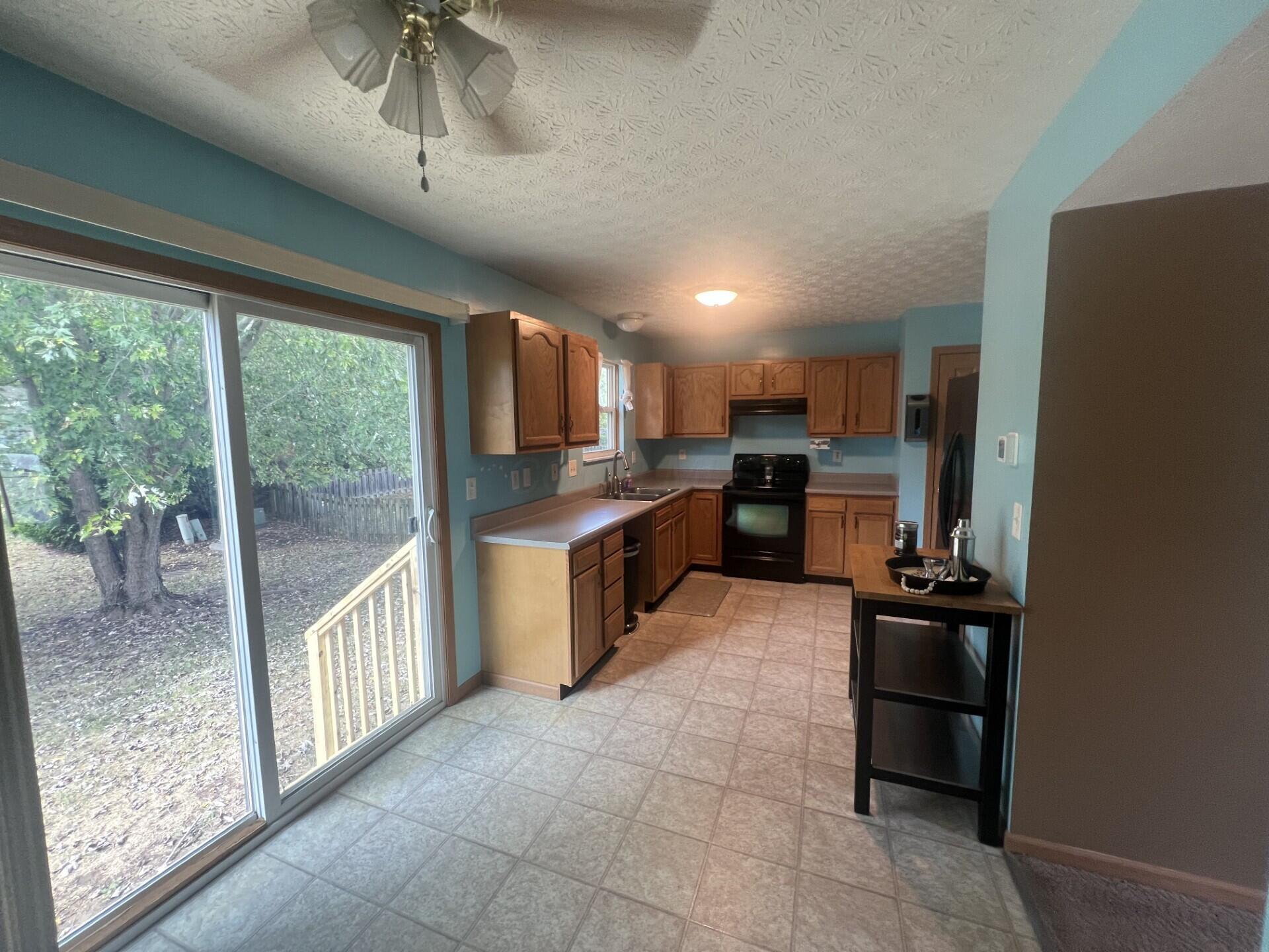 2365 Creek View Place