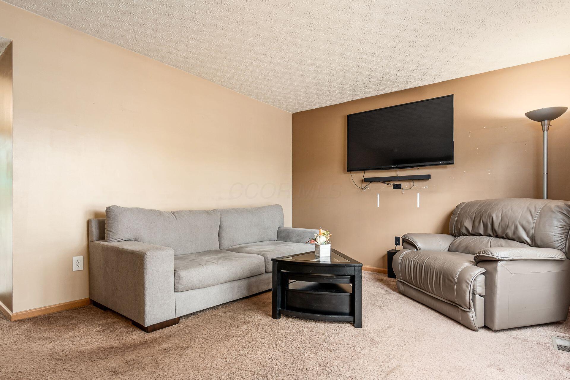 2365 Creek View Place